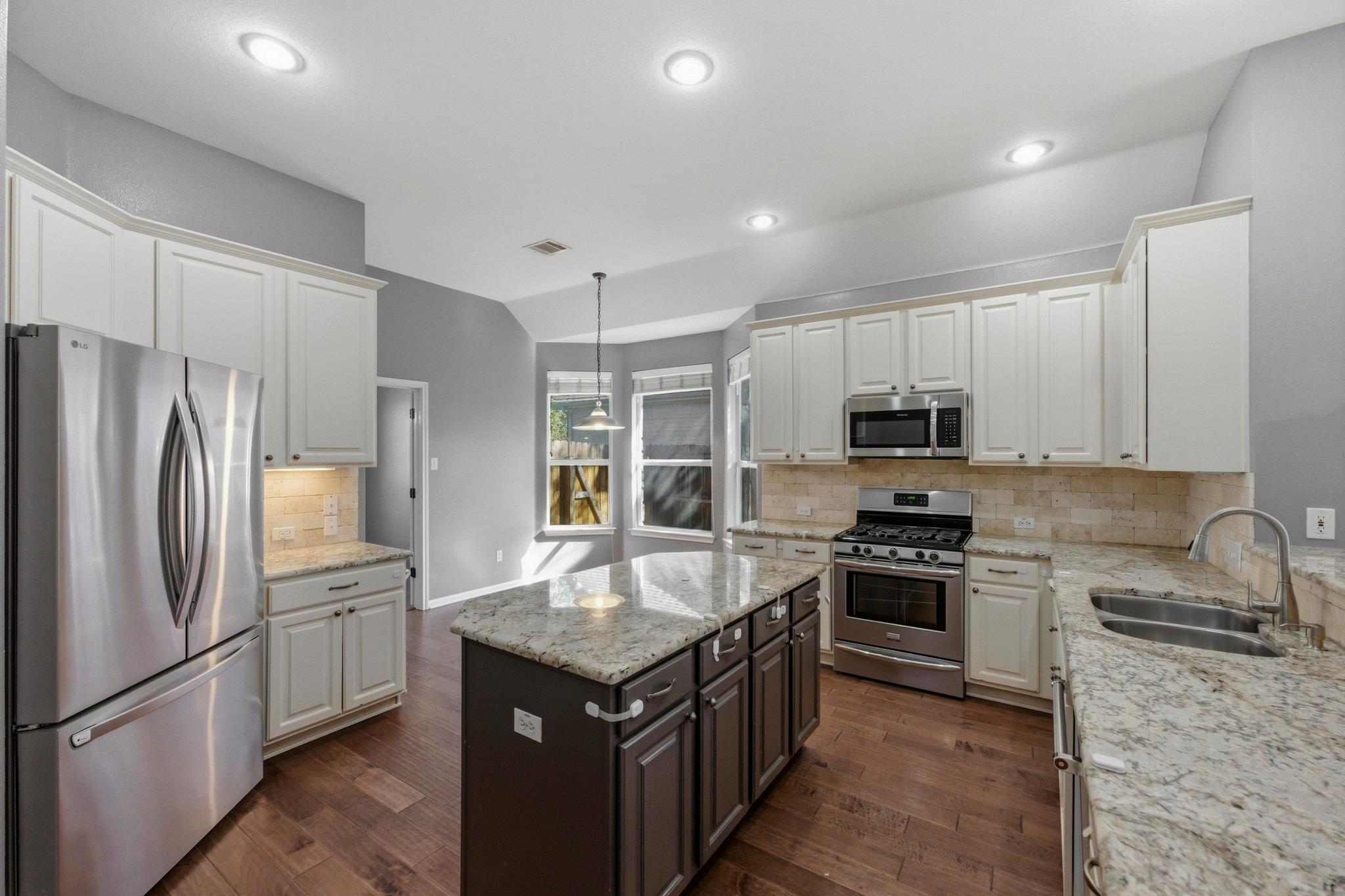 6213 Mesa Grande Dr, Austin, TX 78749