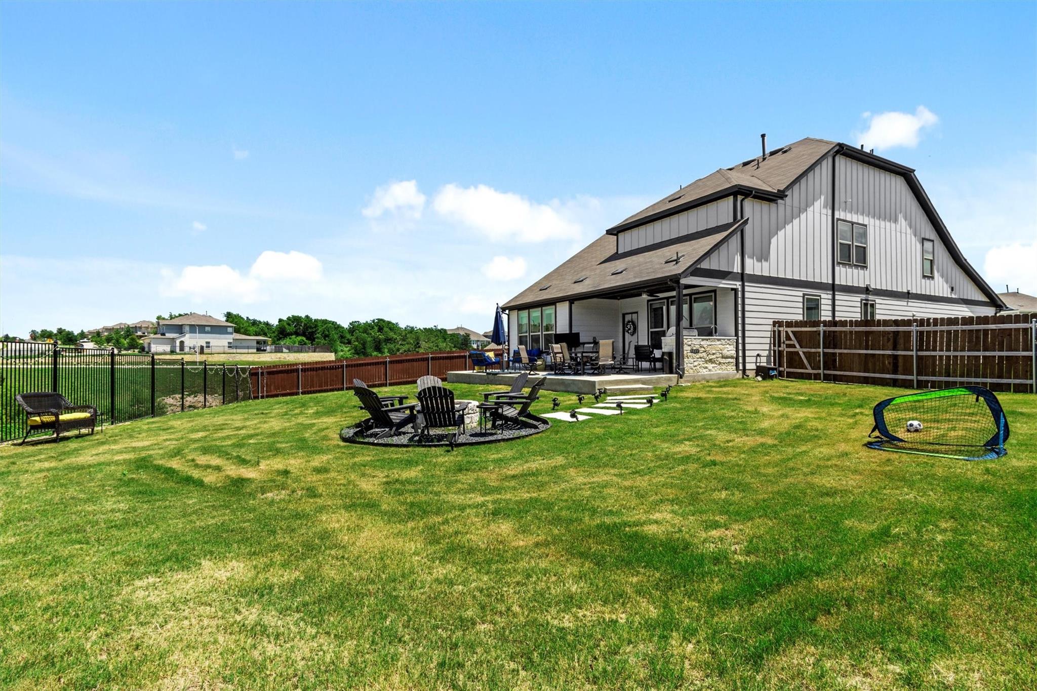 118 King Thistle Ct, Georgetown, TX 78626