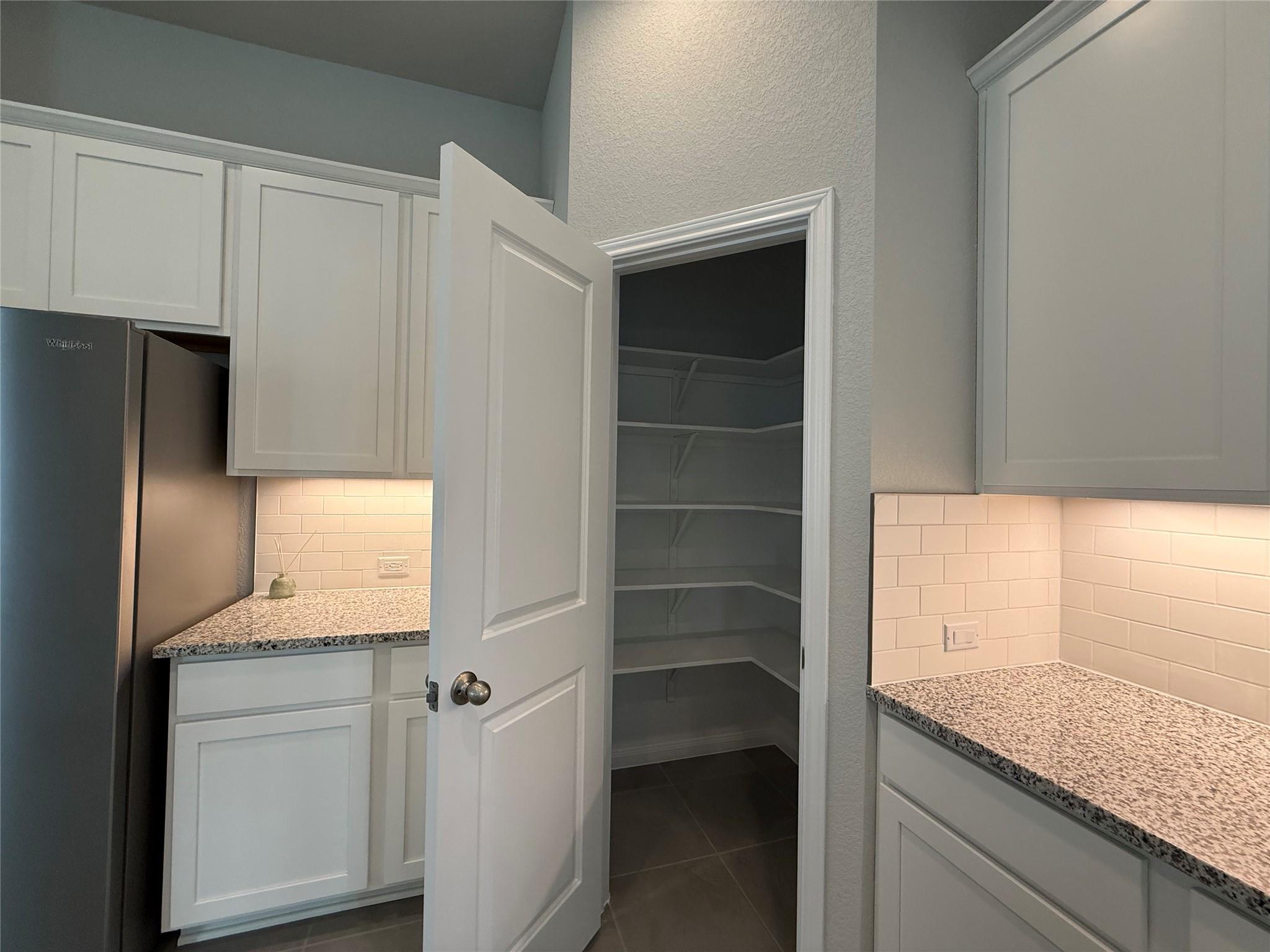 320 Creek Rd # 303, Dripping Springs, TX 78620