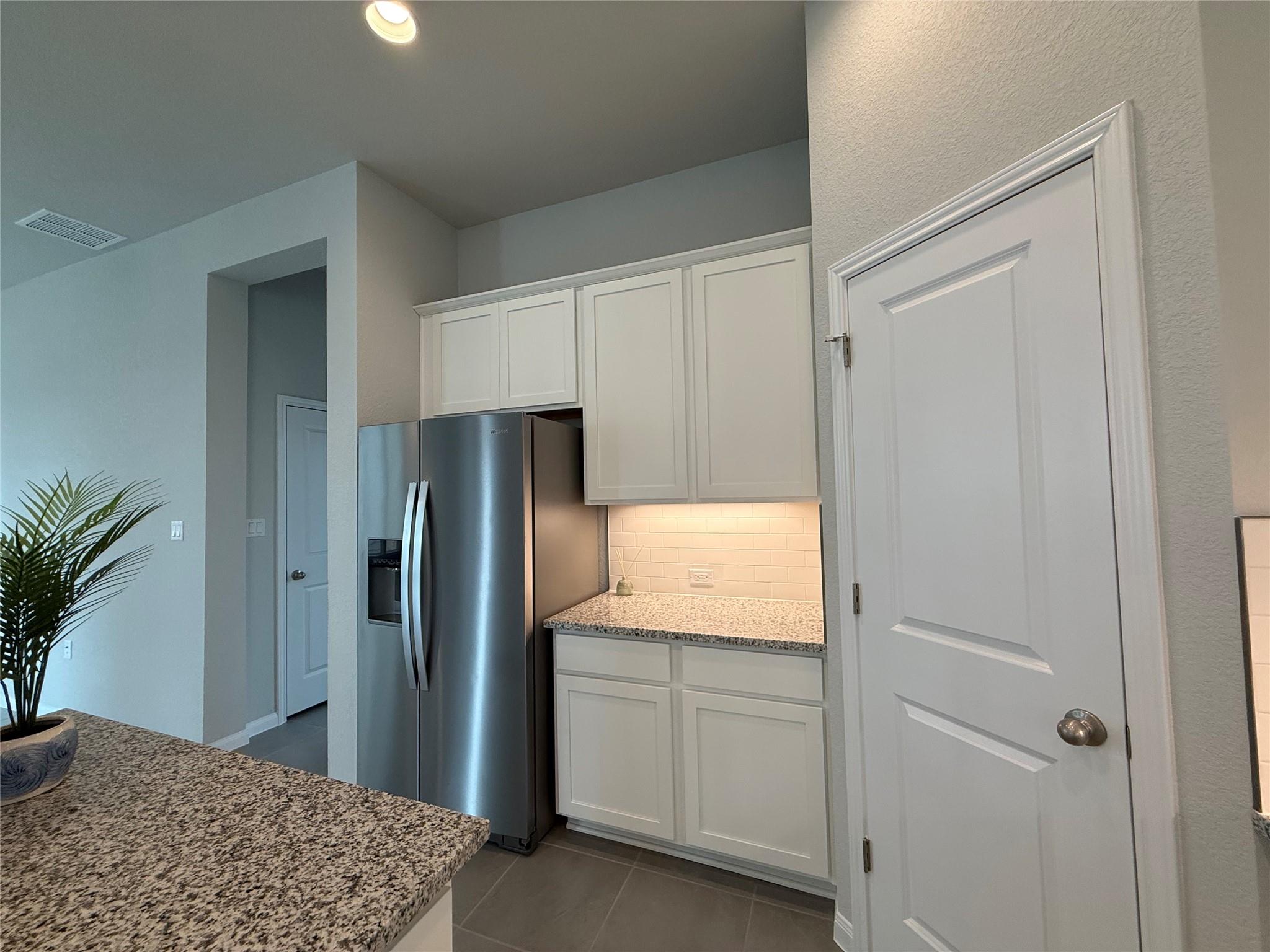 320 Creek Rd # 303, Dripping Springs, TX 78620