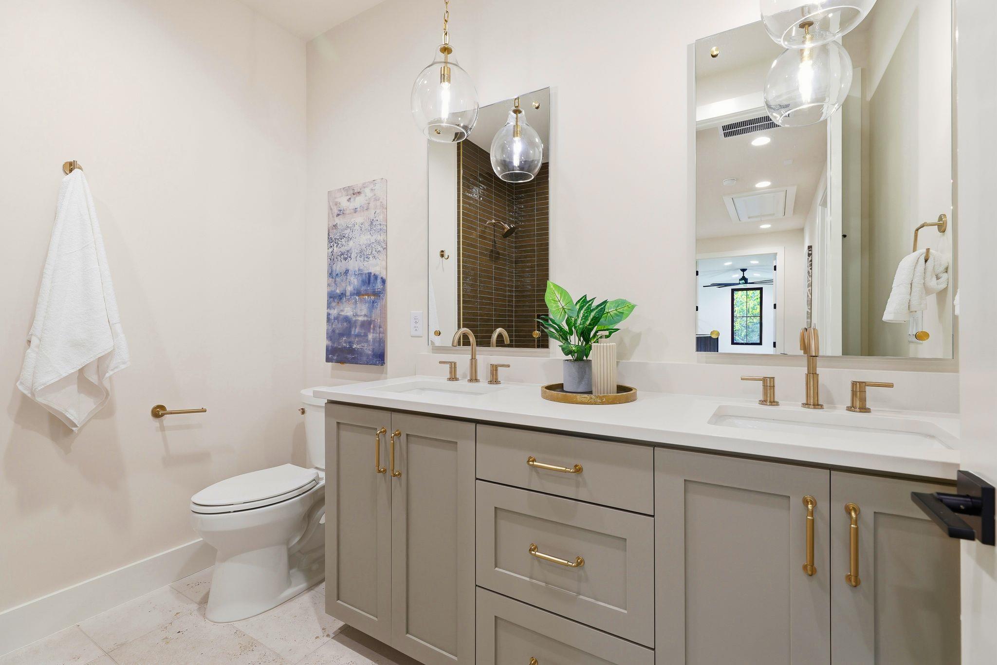 2803 Oak Park Dr, Austin, TX 78704