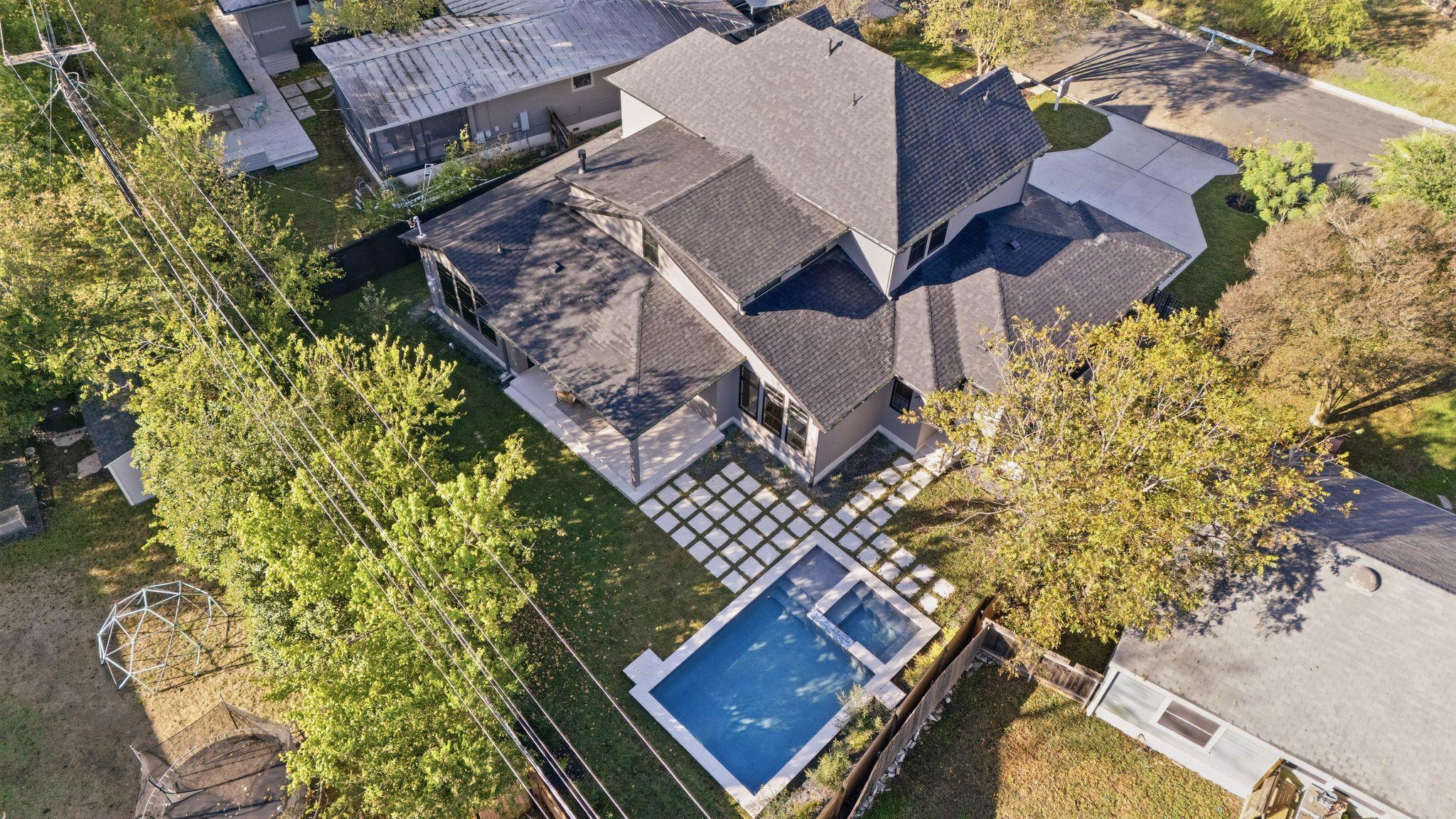 2803 Oak Park Dr, Austin, TX 78704