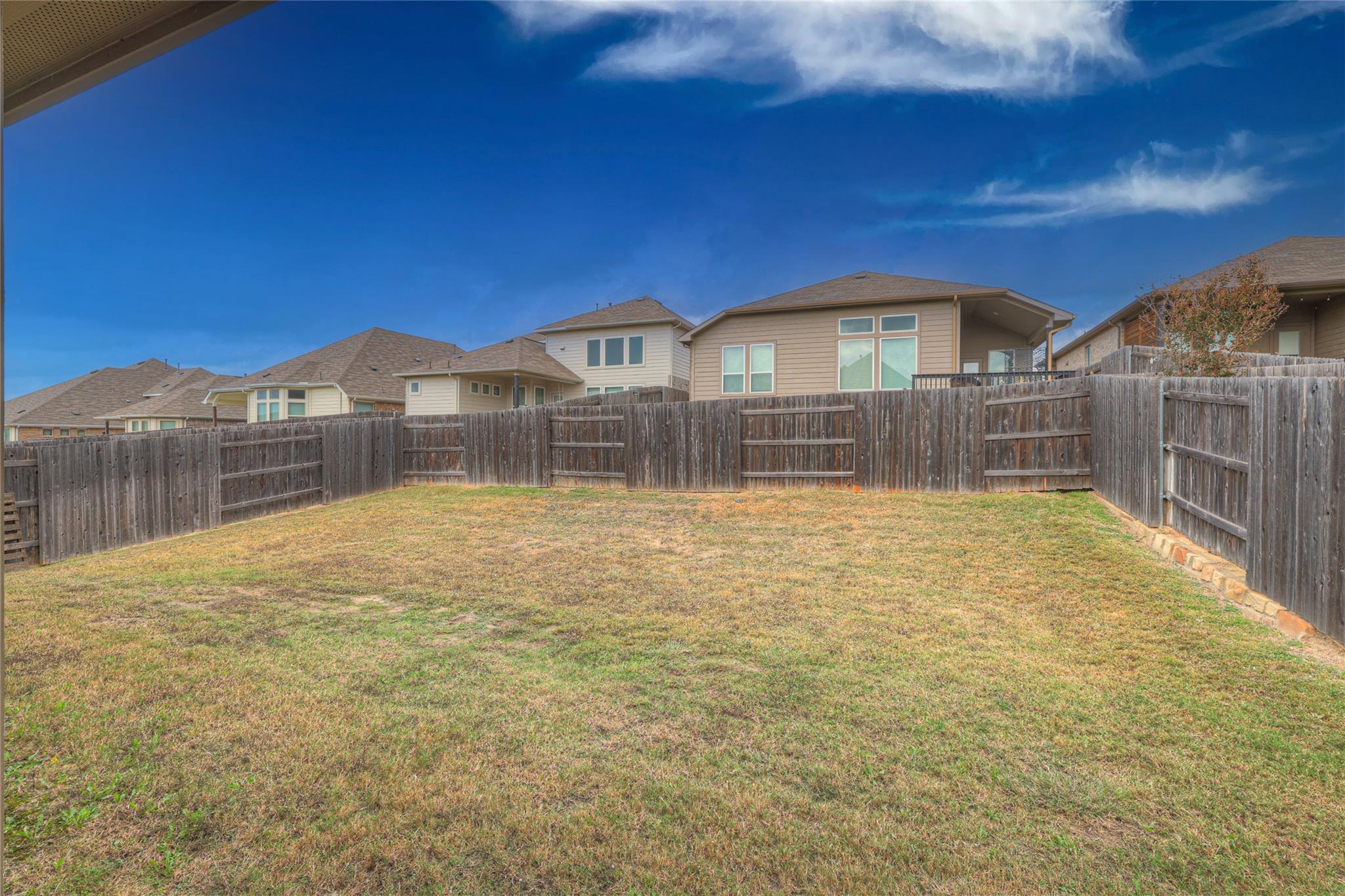 908 Leadtree Loop, Buda, TX 78610