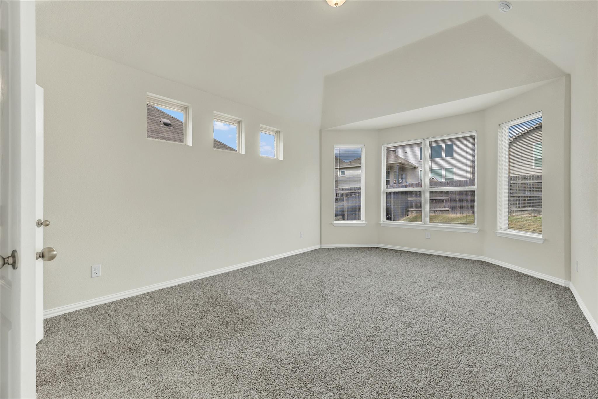 908 Leadtree Loop, Buda, TX 78610