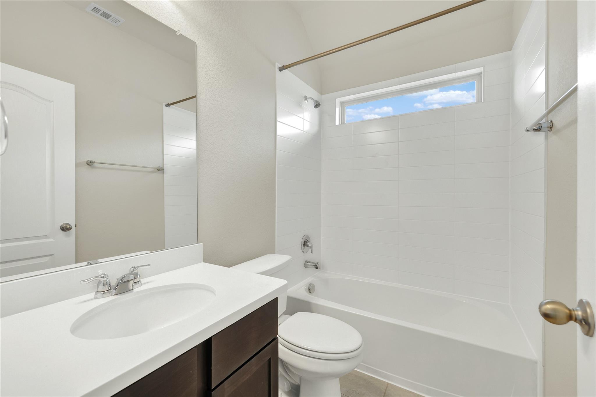 908 Leadtree Loop, Buda, TX 78610