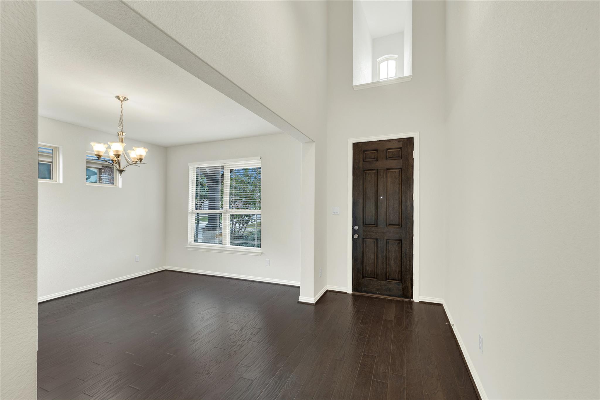 908 Leadtree Loop, Buda, TX 78610