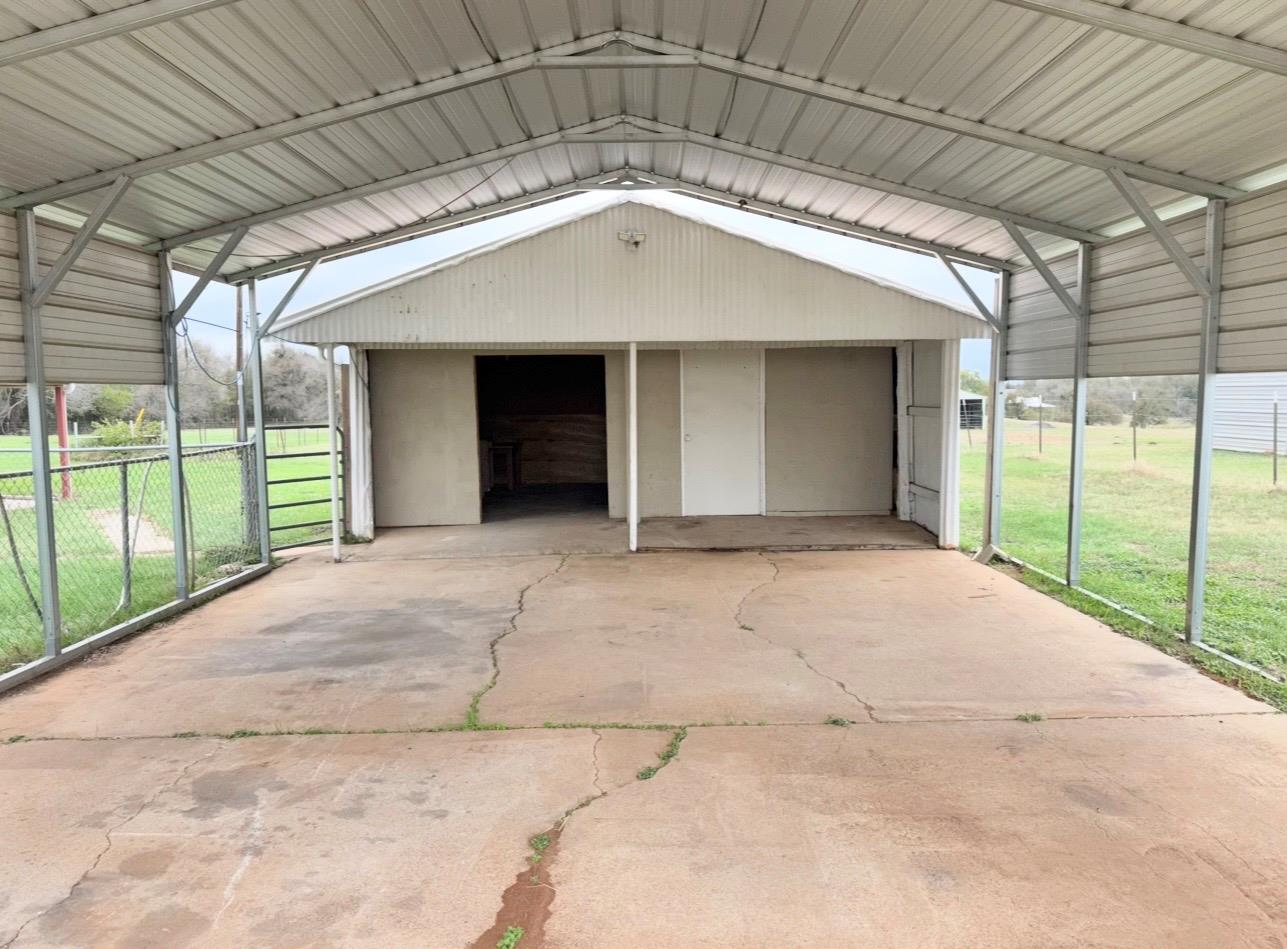 110 Marek Rd, Elgin, TX 78621