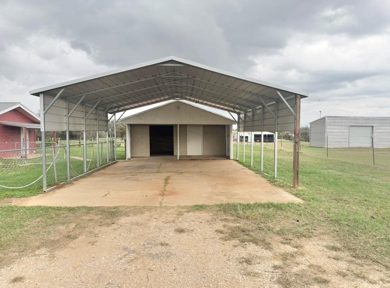 110 Marek Rd, Elgin, TX 78621