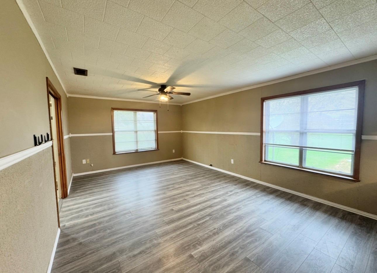 110 Marek Rd, Elgin, TX 78621