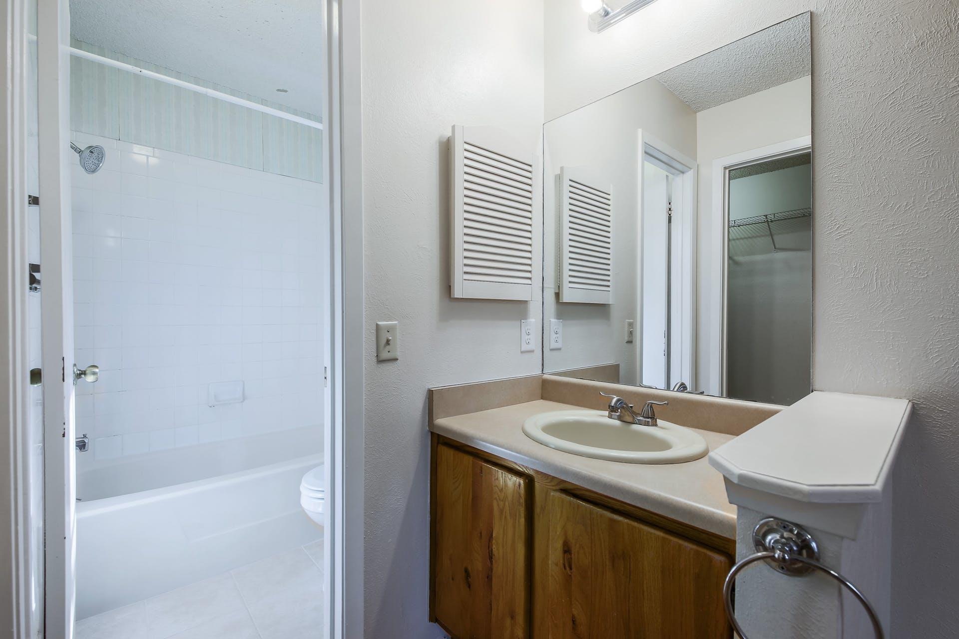 4407 Limewood Ct # B, Austin, TX 78727