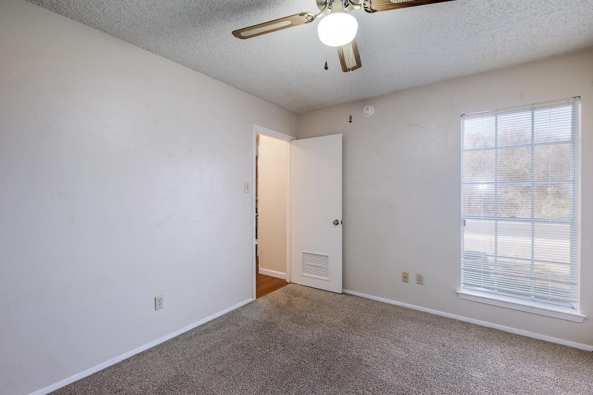 4407 Limewood Ct # B, Austin, TX 78727