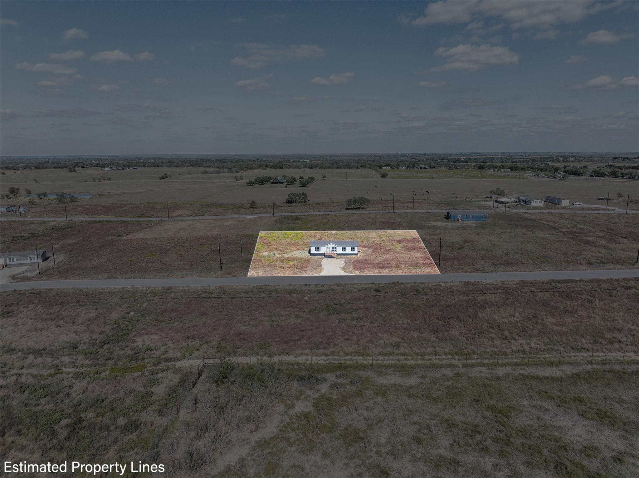 330 Beckham Dr, Dale, TX 78616