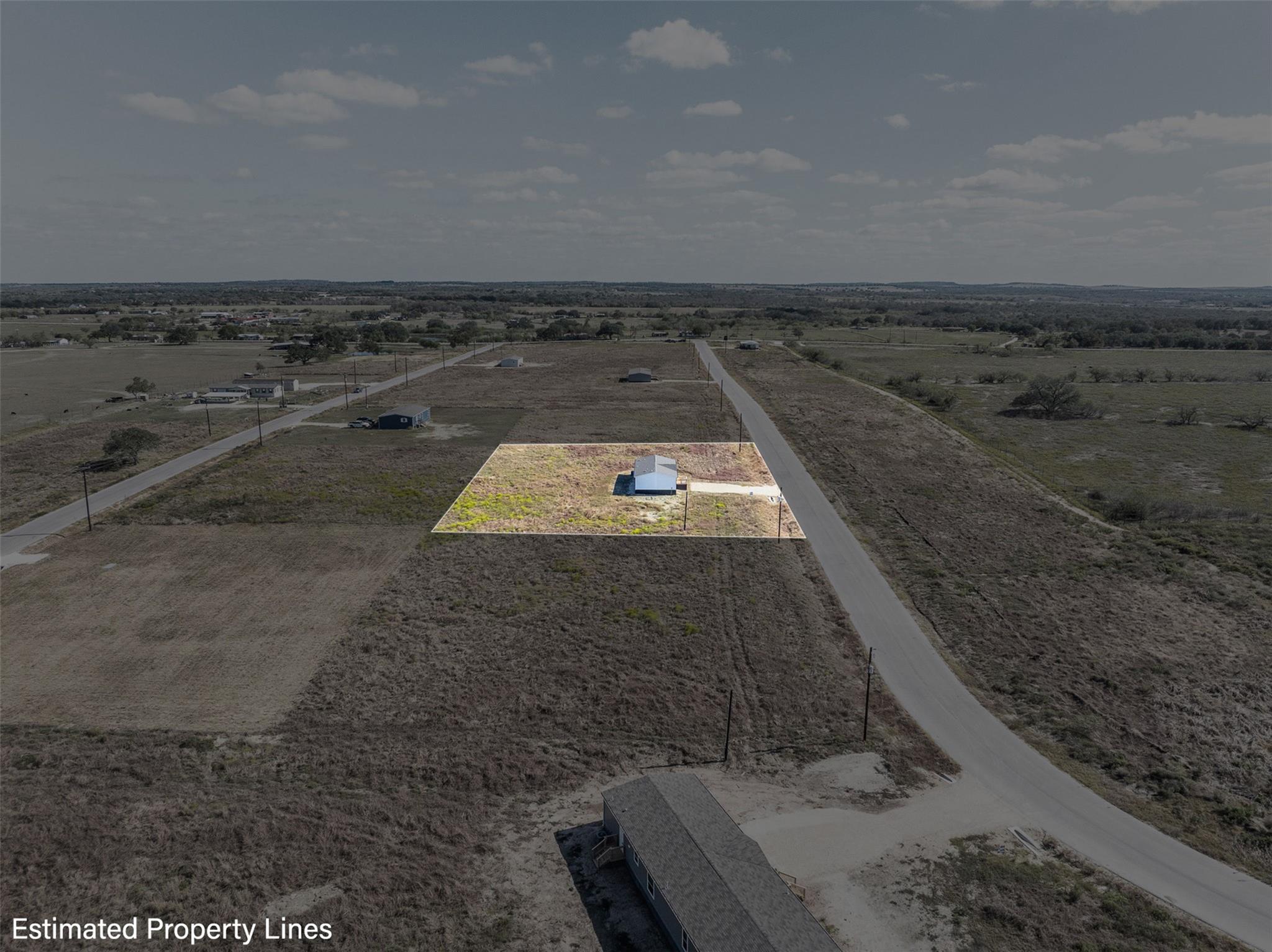 330 Beckham Dr, Dale, TX 78616