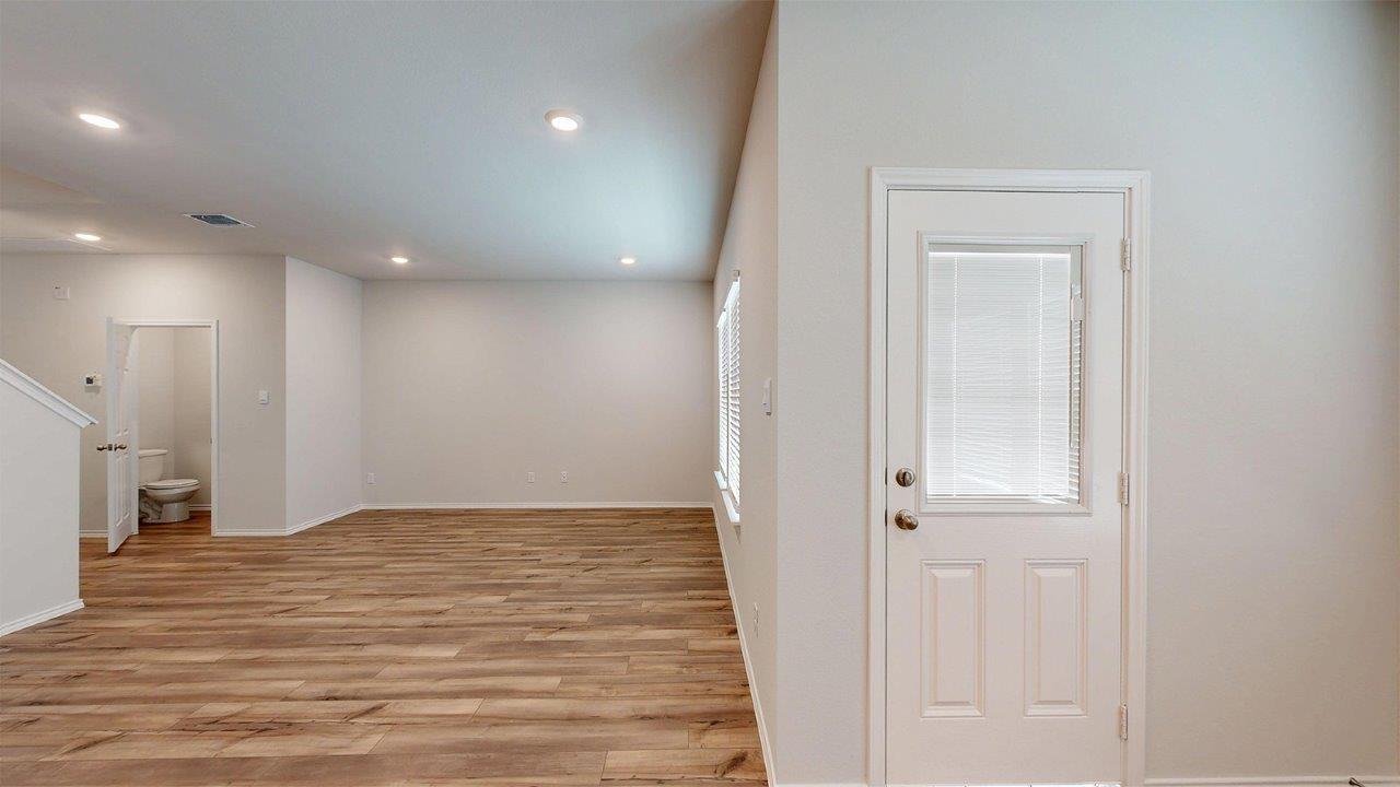 370 Dobson Dr, Killeen, TX 76542