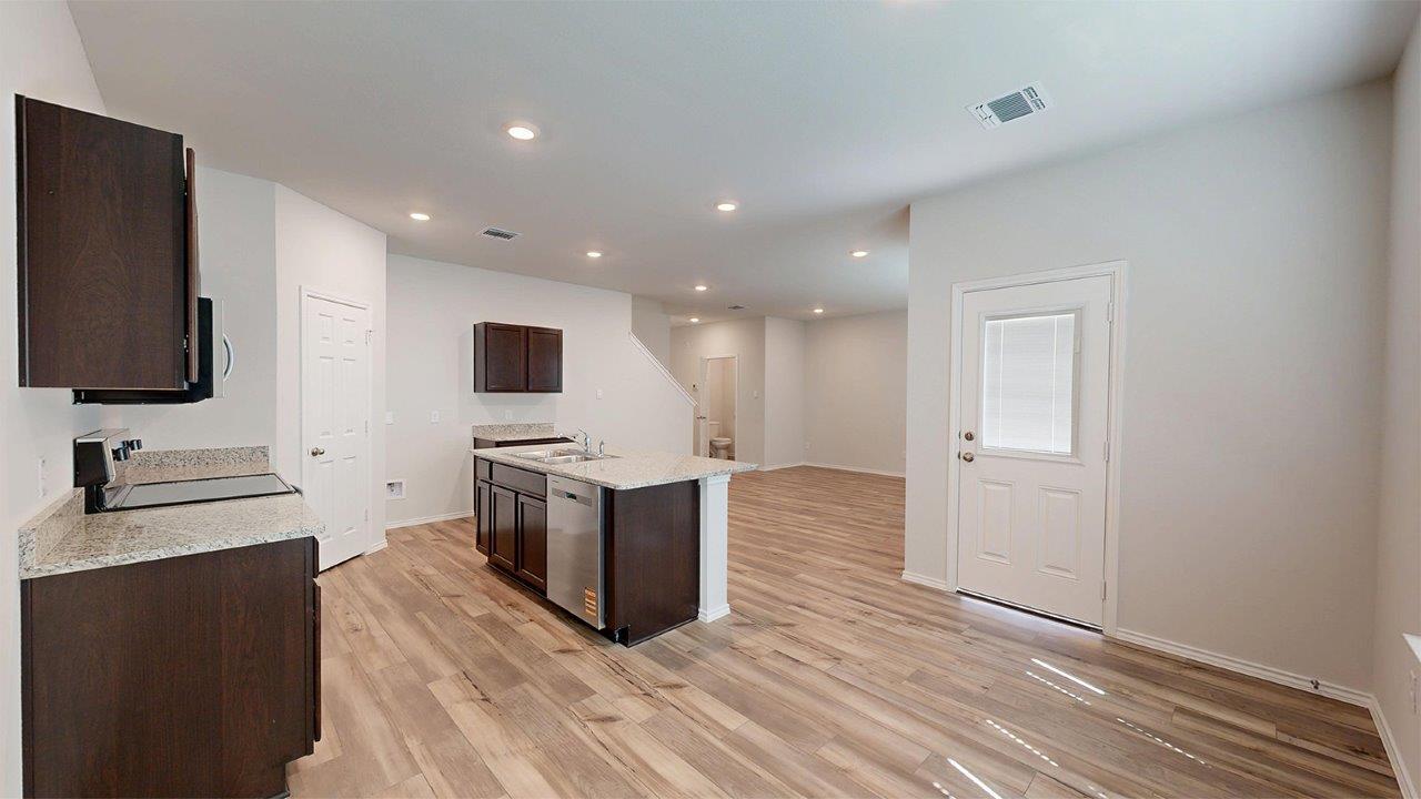 370 Dobson Dr, Killeen, TX 76542