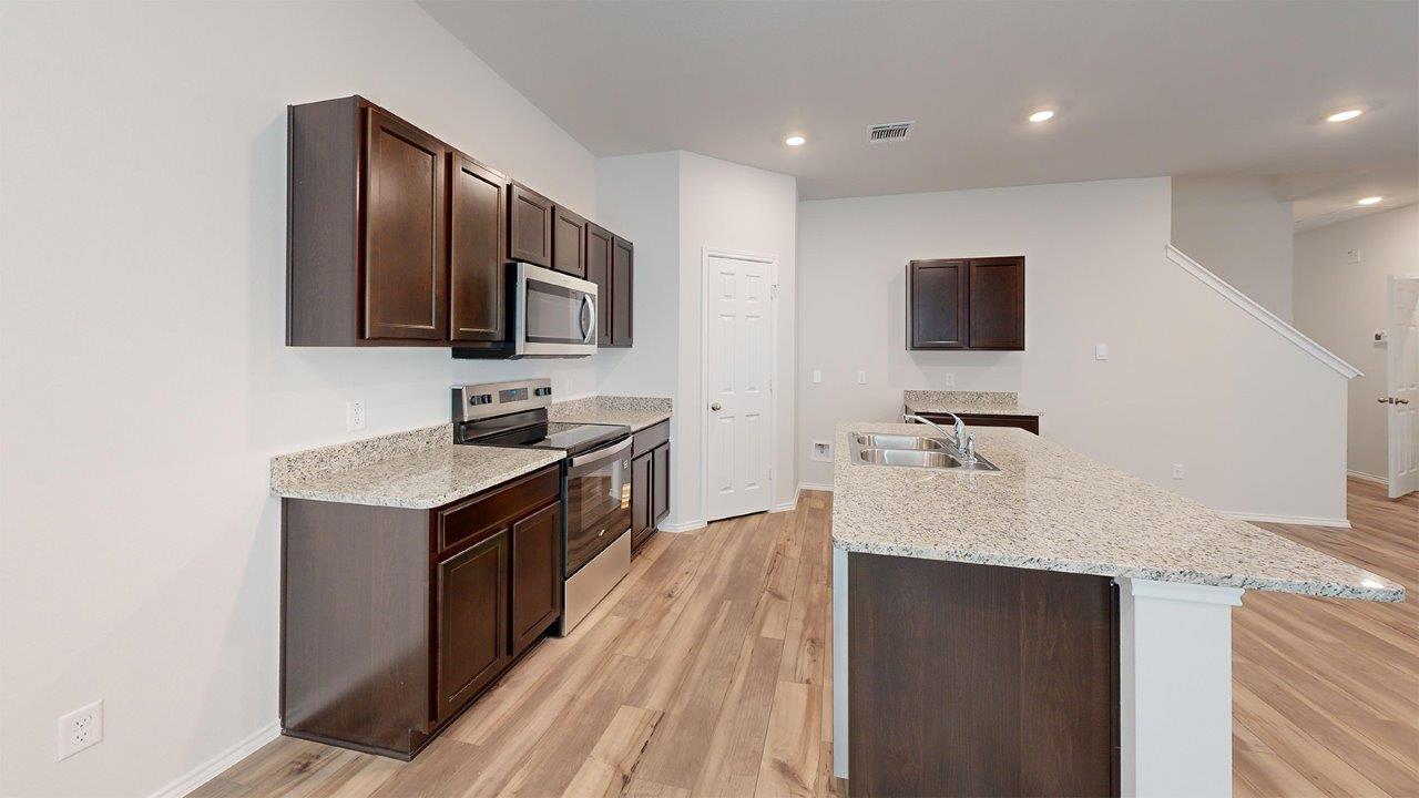 370 Dobson Dr, Killeen, TX 76542