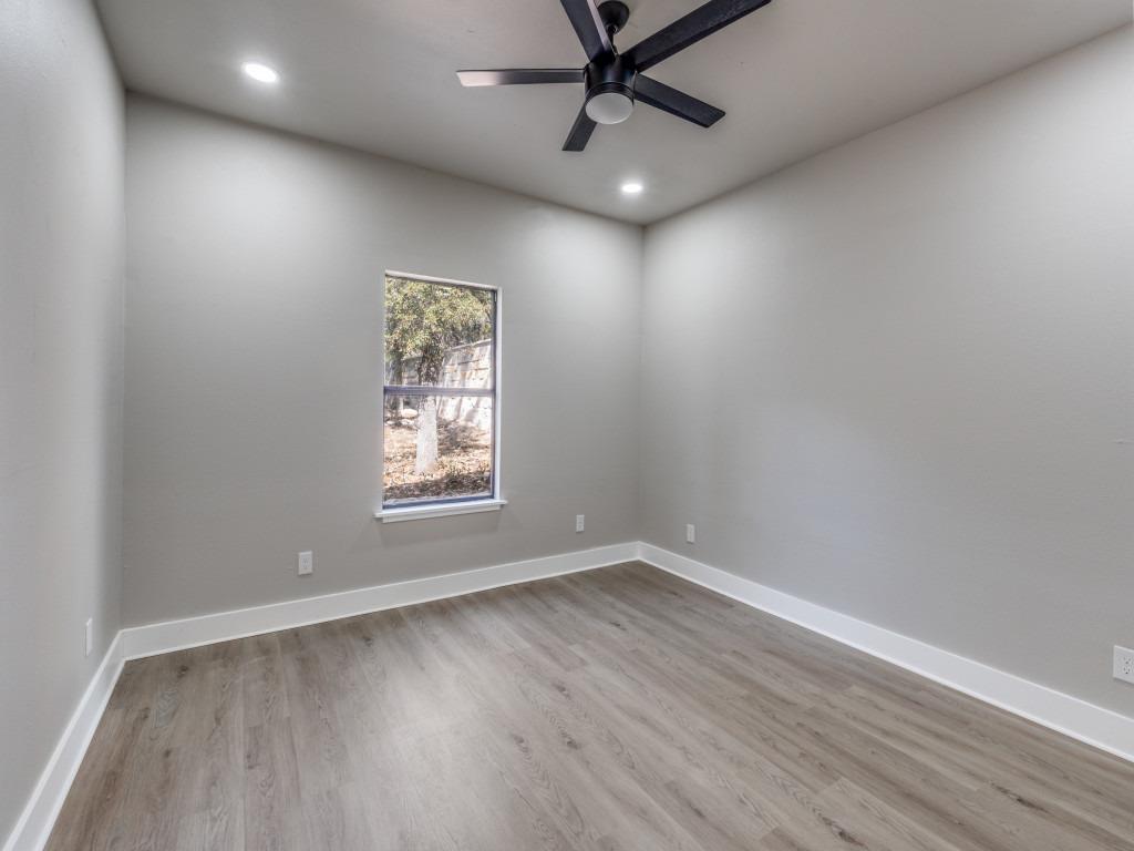 4 Senisa St, Wimberley, TX 78676