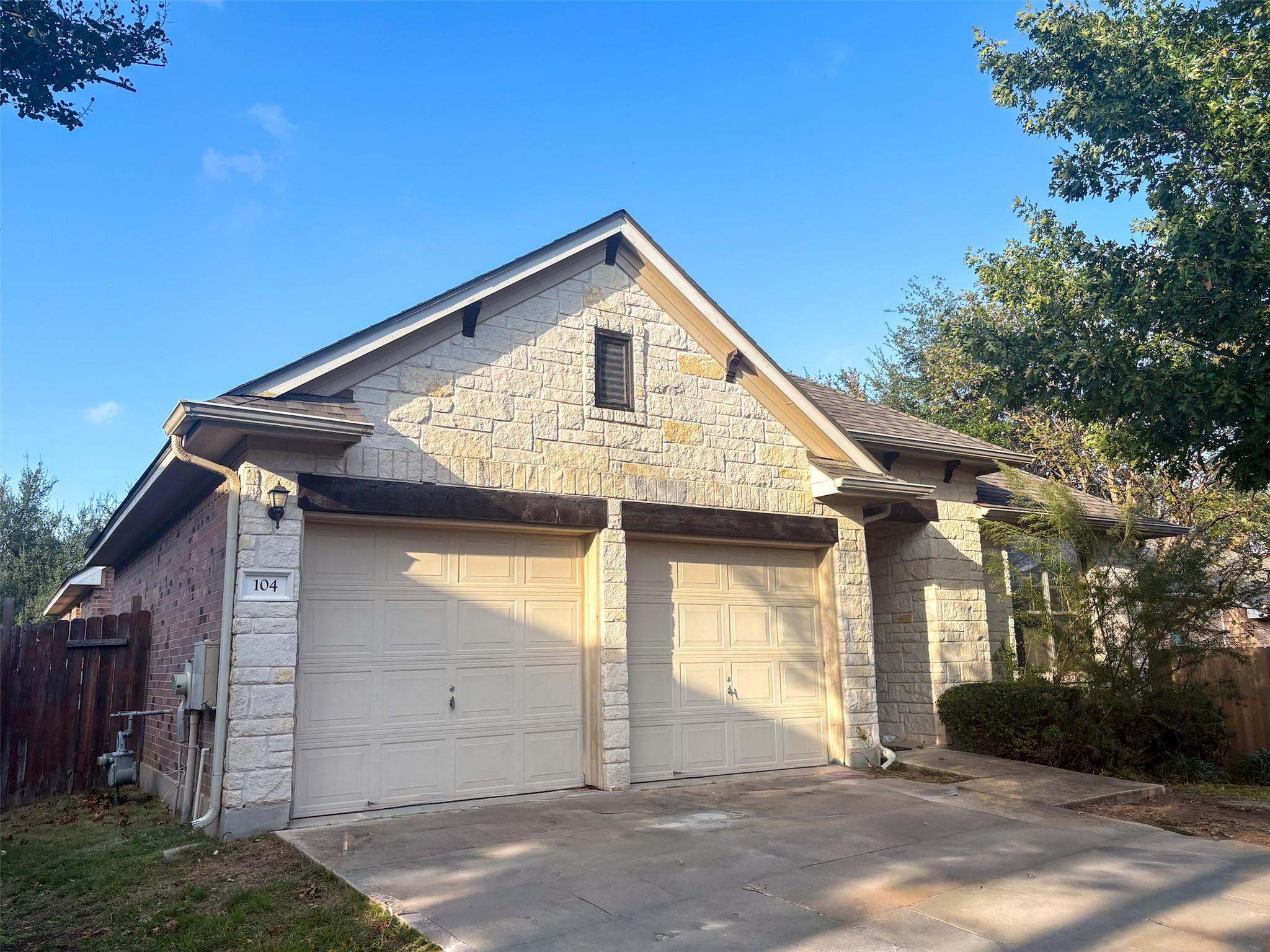 104 Latitude Ln, Austin, TX 78717
