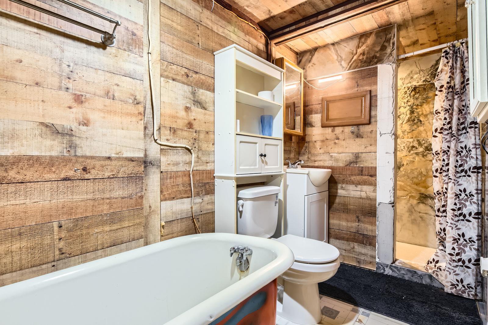 480 Grandpa Rd # 2, Lockhart, TX 78644