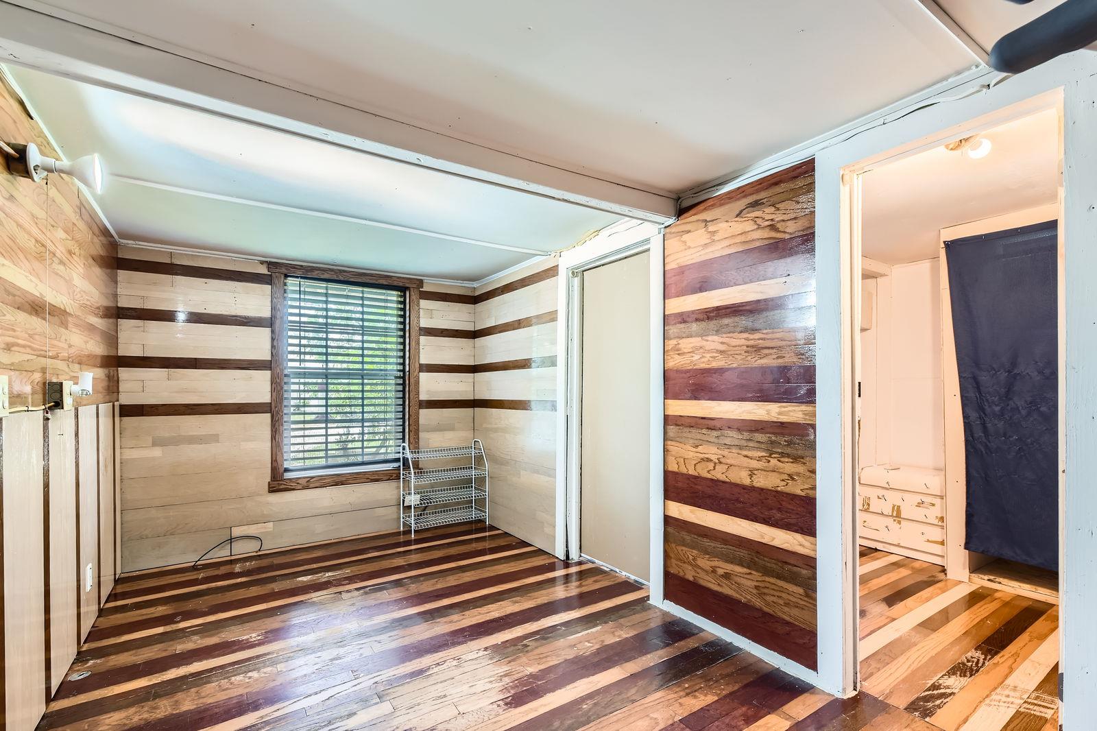 480 Grandpa Rd # 2, Lockhart, TX 78644