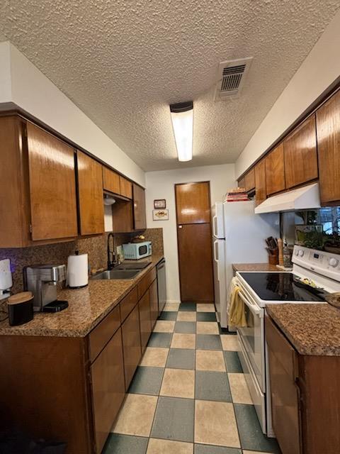 3319 Dolphin Dr # B, Austin, TX 78704