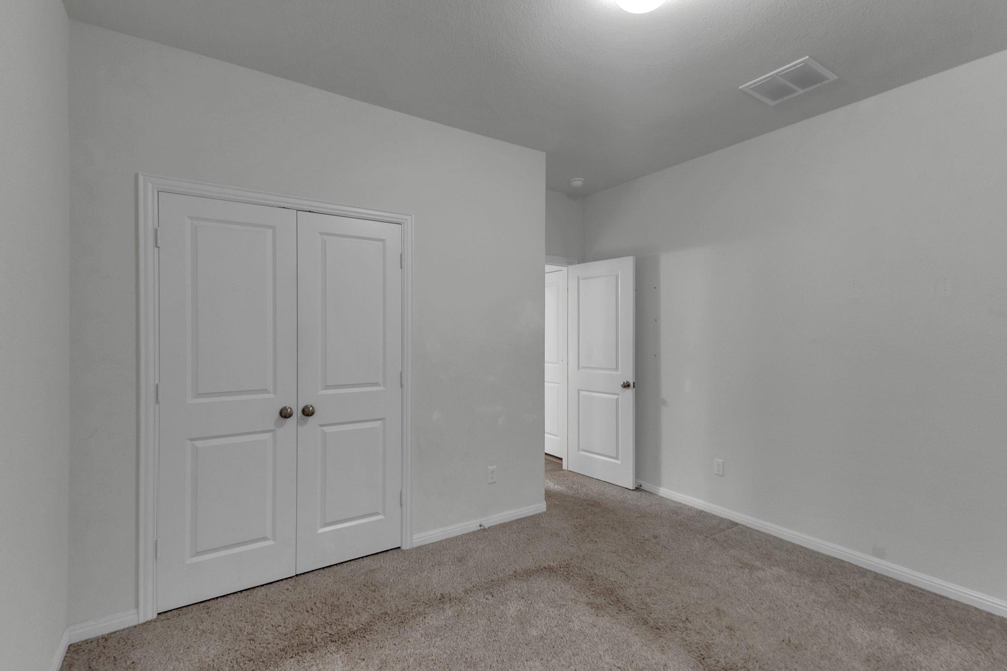 1006 Skylark Cv, Hutto, TX 78634