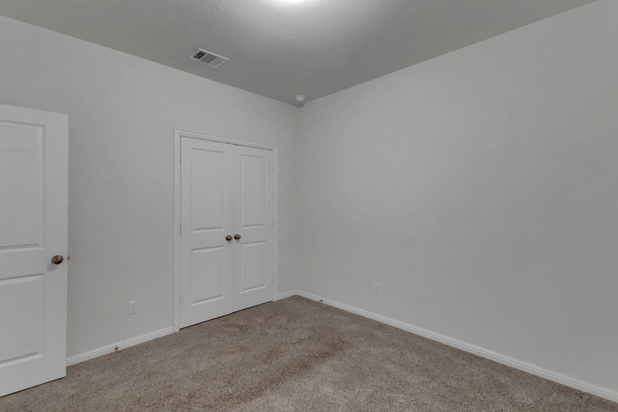 1006 Skylark Cv, Hutto, TX 78634