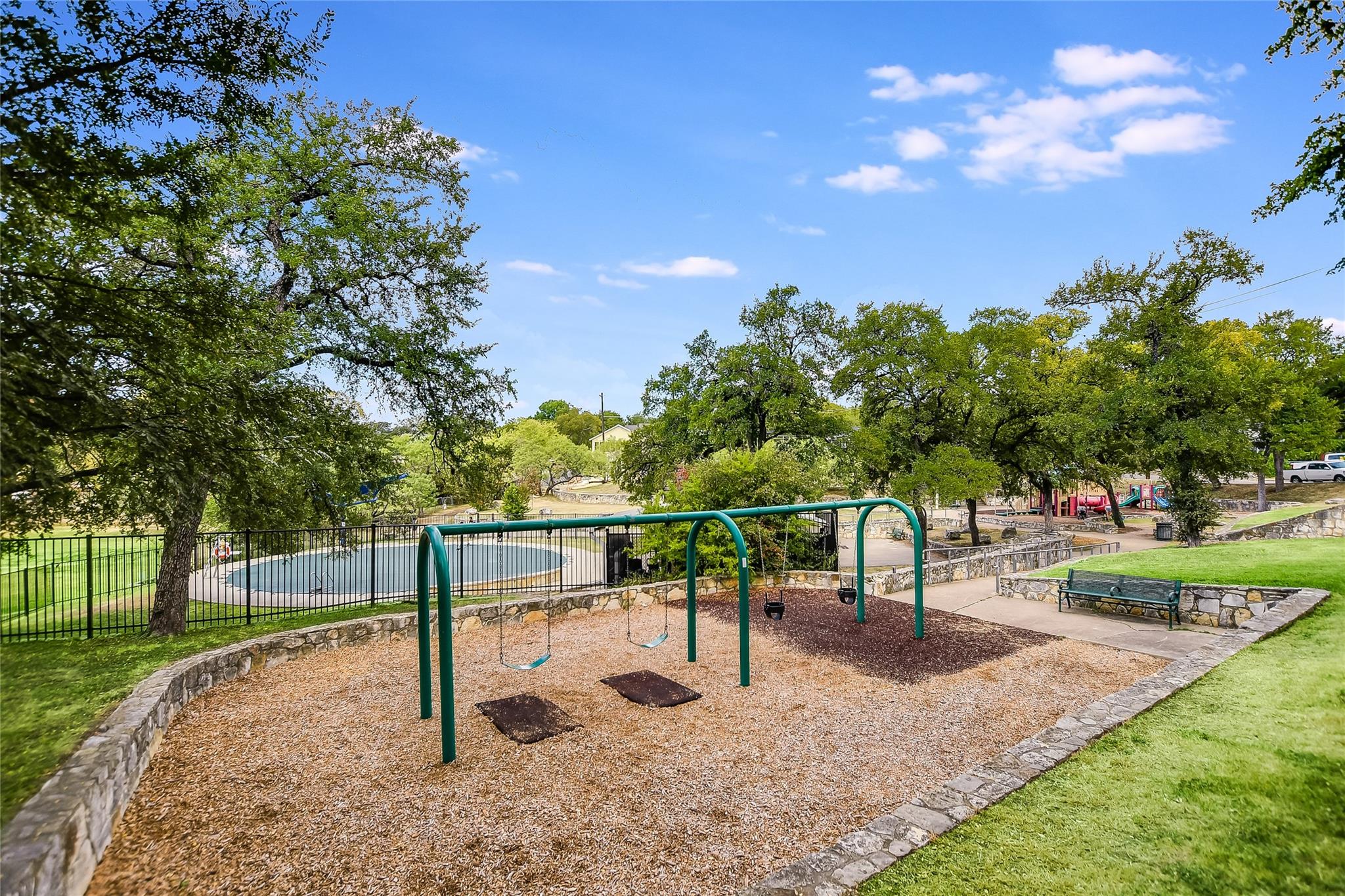 1002 Lorrain St, Austin, TX 78703