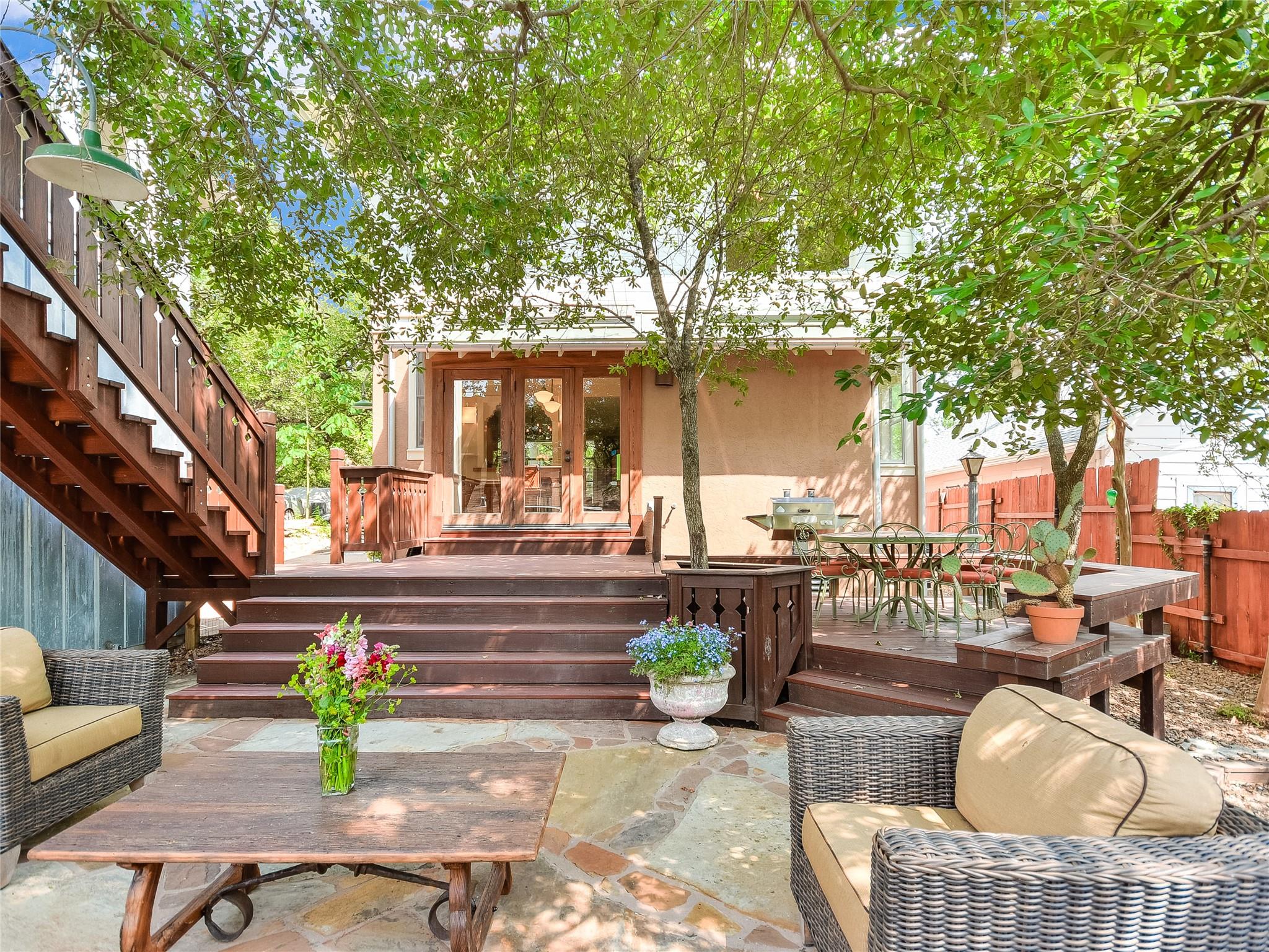 1002 Lorrain St, Austin, TX 78703