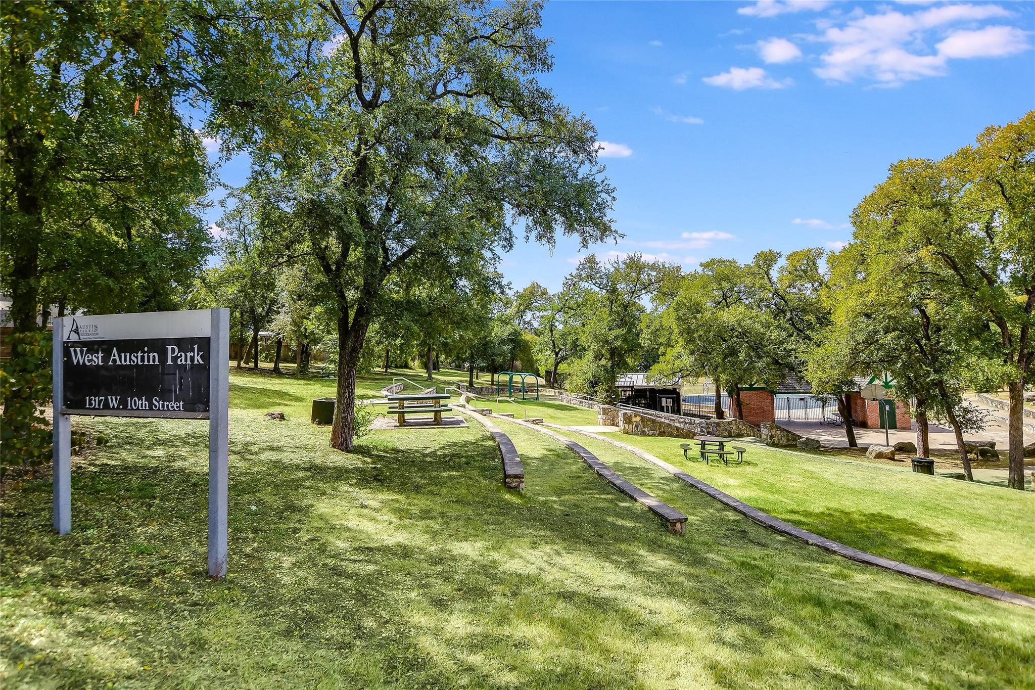 1002 Lorrain St, Austin, TX 78703