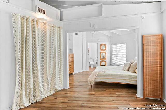 1433 Riviera Dr, Canyon Lake, TX 78133