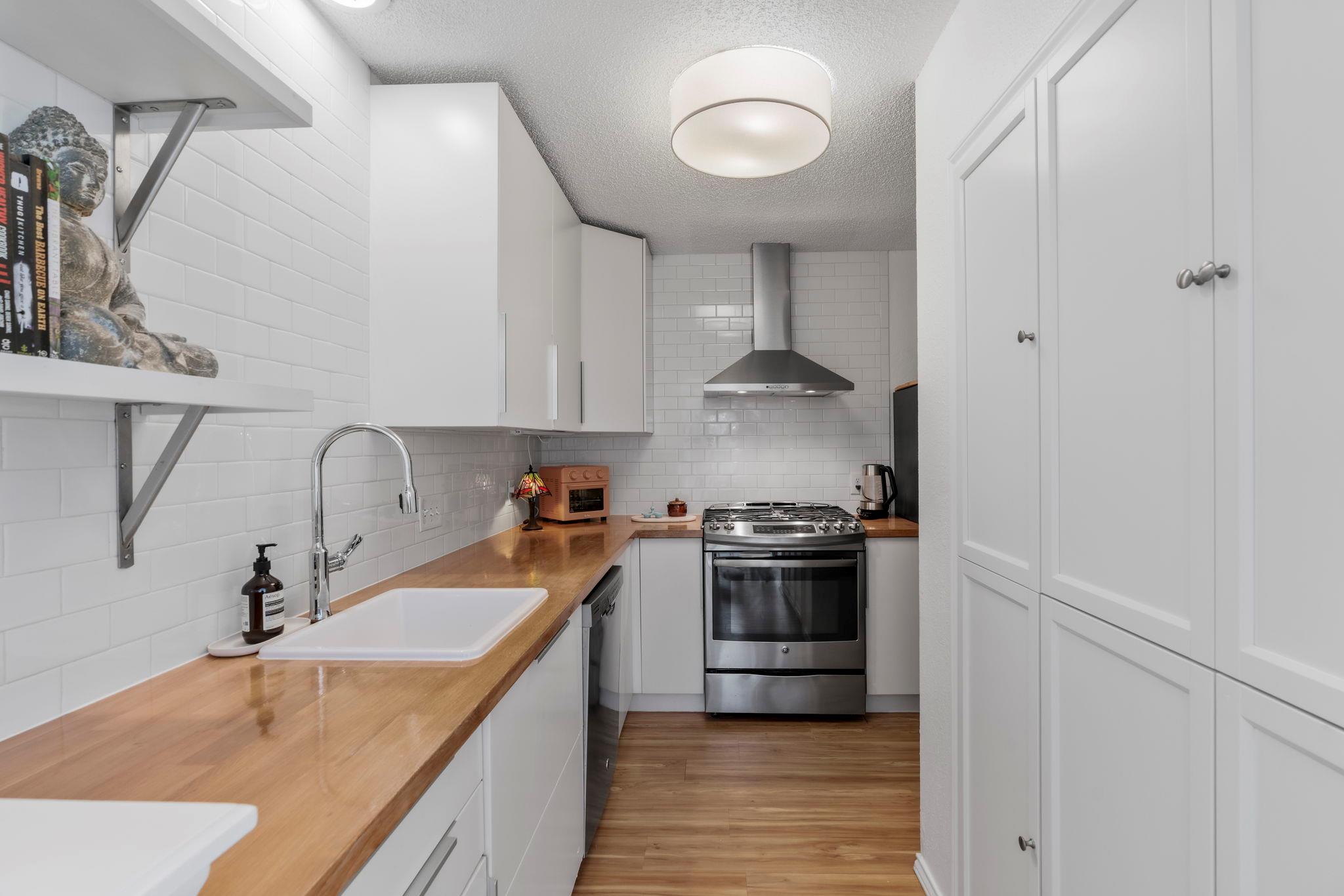 2706 Holly Springs Ct, Austin, TX 78748