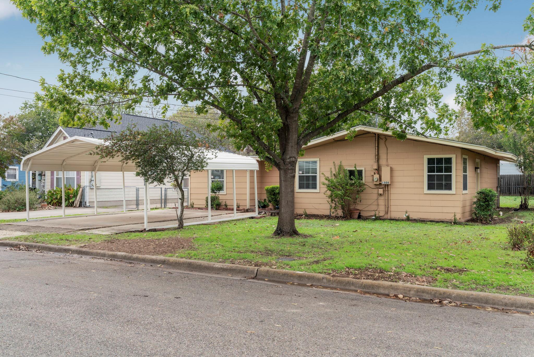 1508 S Walnut St, Georgetown, TX 78626