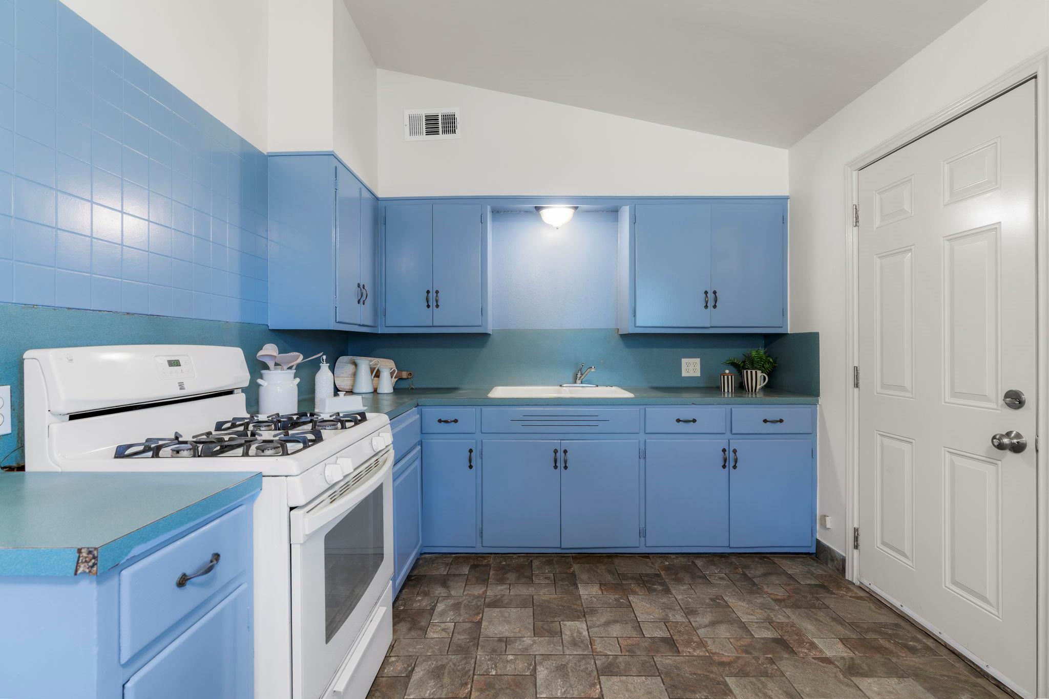 1508 S Walnut St, Georgetown, TX 78626