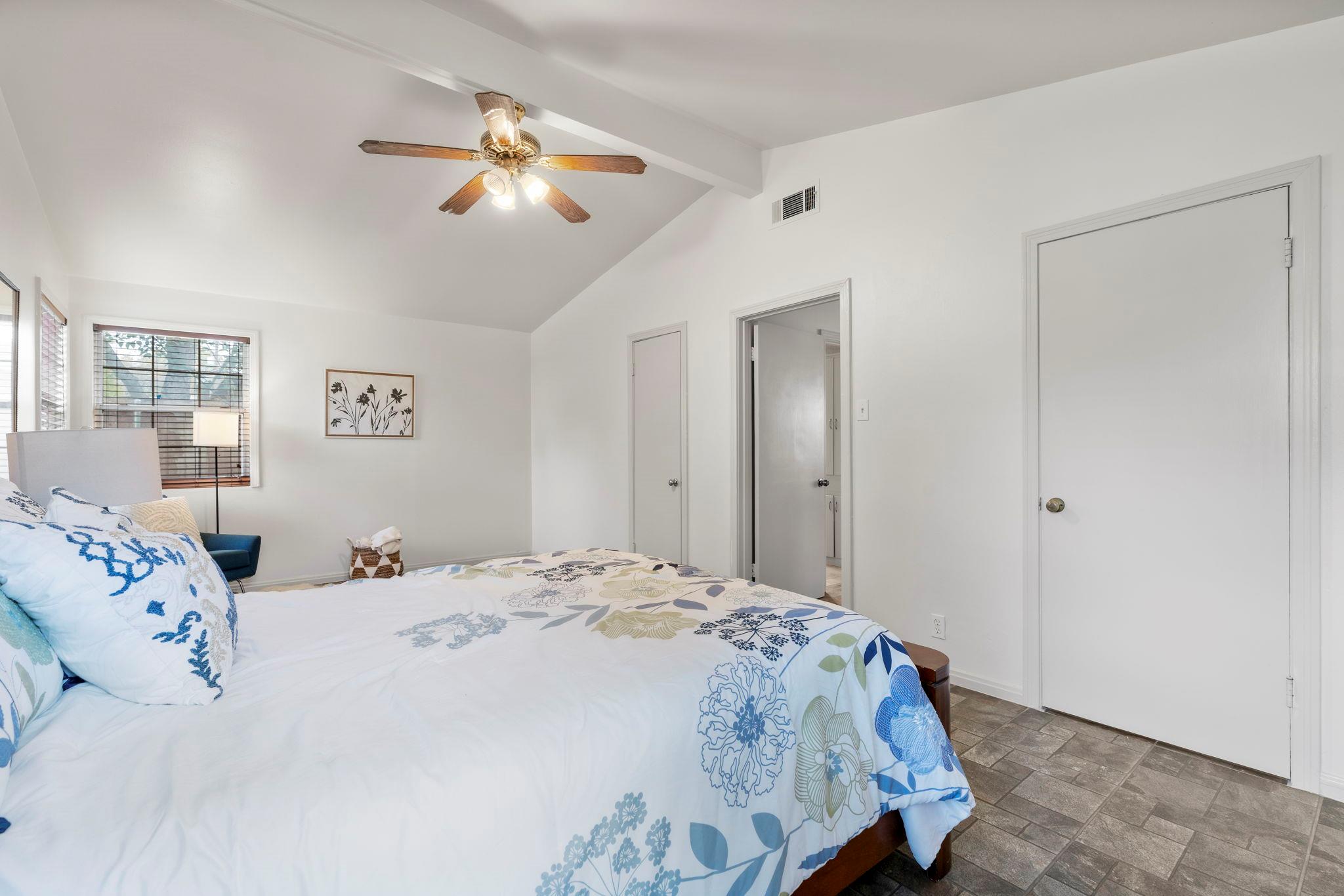 1508 S Walnut St, Georgetown, TX 78626