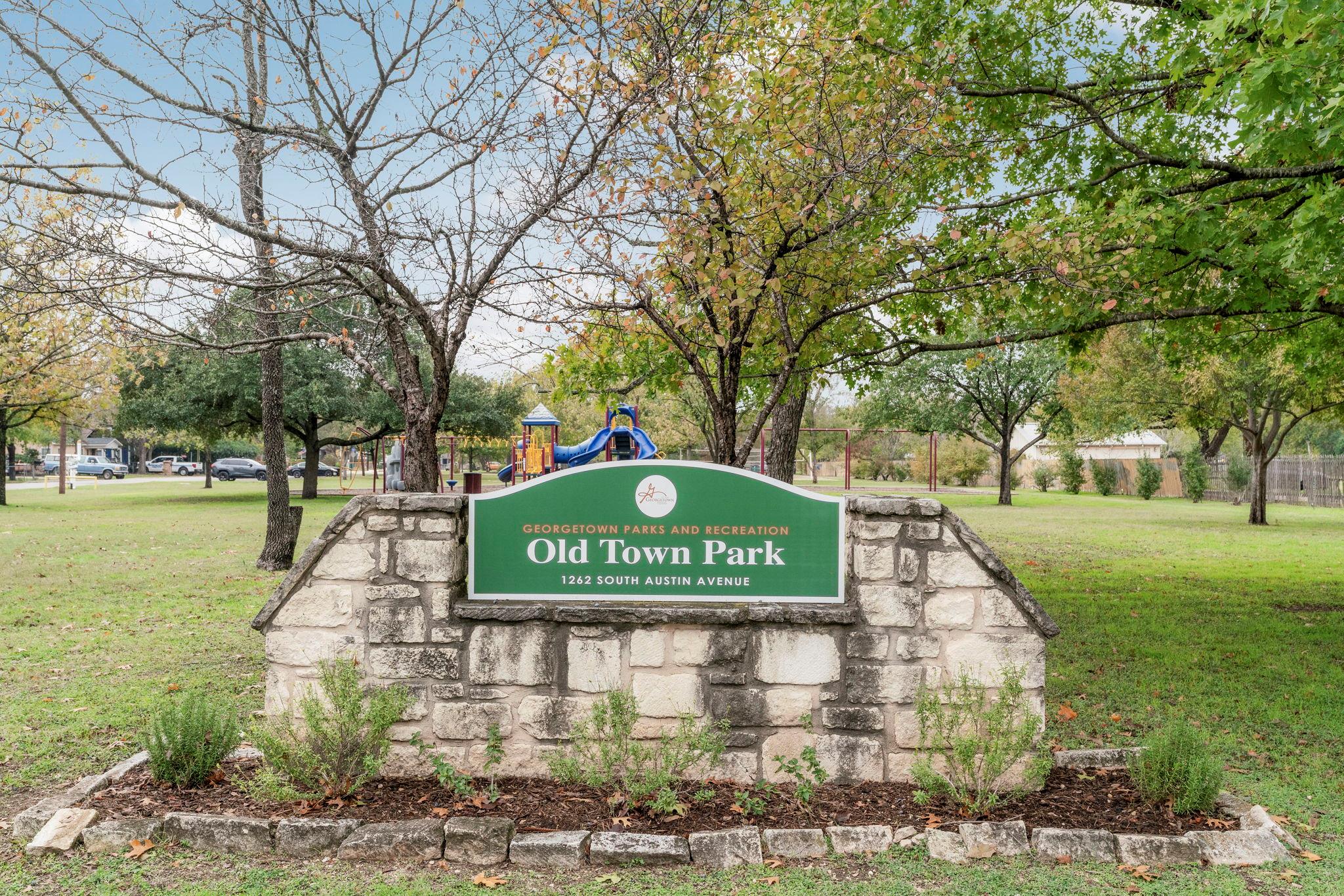 1508 S Walnut St, Georgetown, TX 78626