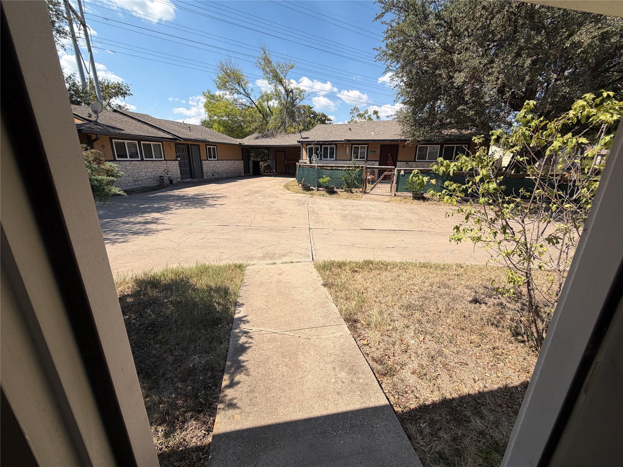 5808 Cherry Park # B, Austin, TX 78745