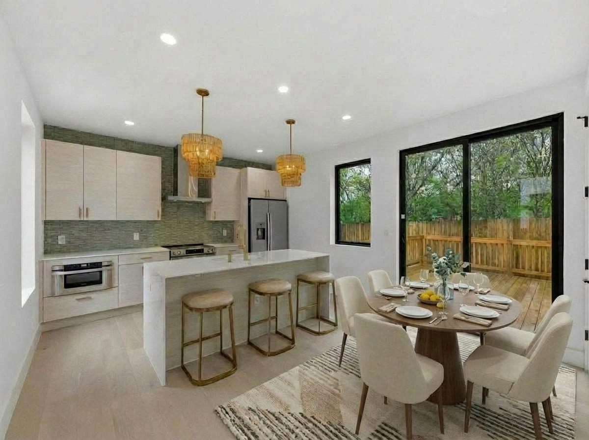 802 Philco Dr # 2, Austin, TX 78745