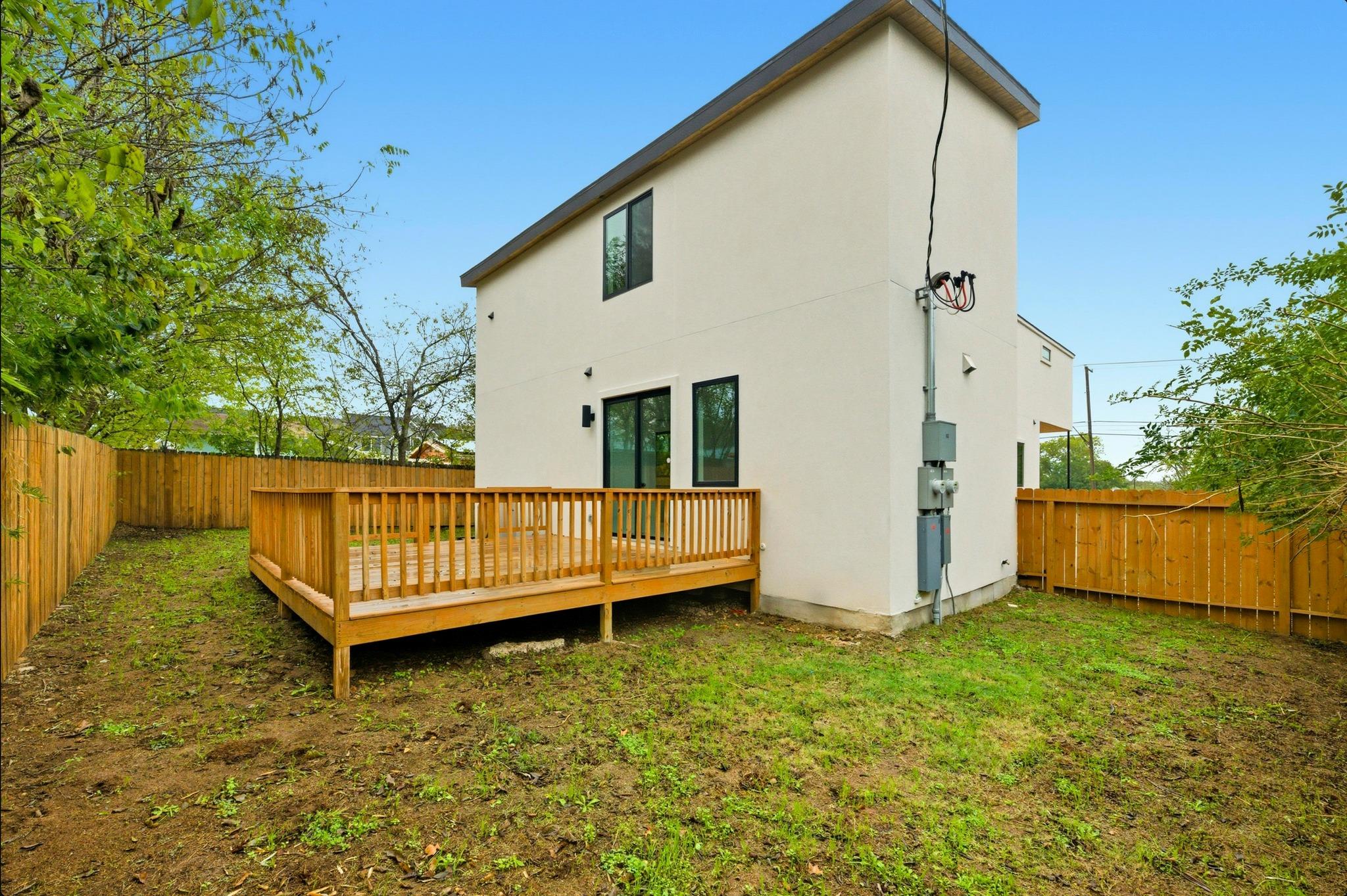 802 Philco Dr # 2, Austin, TX 78745