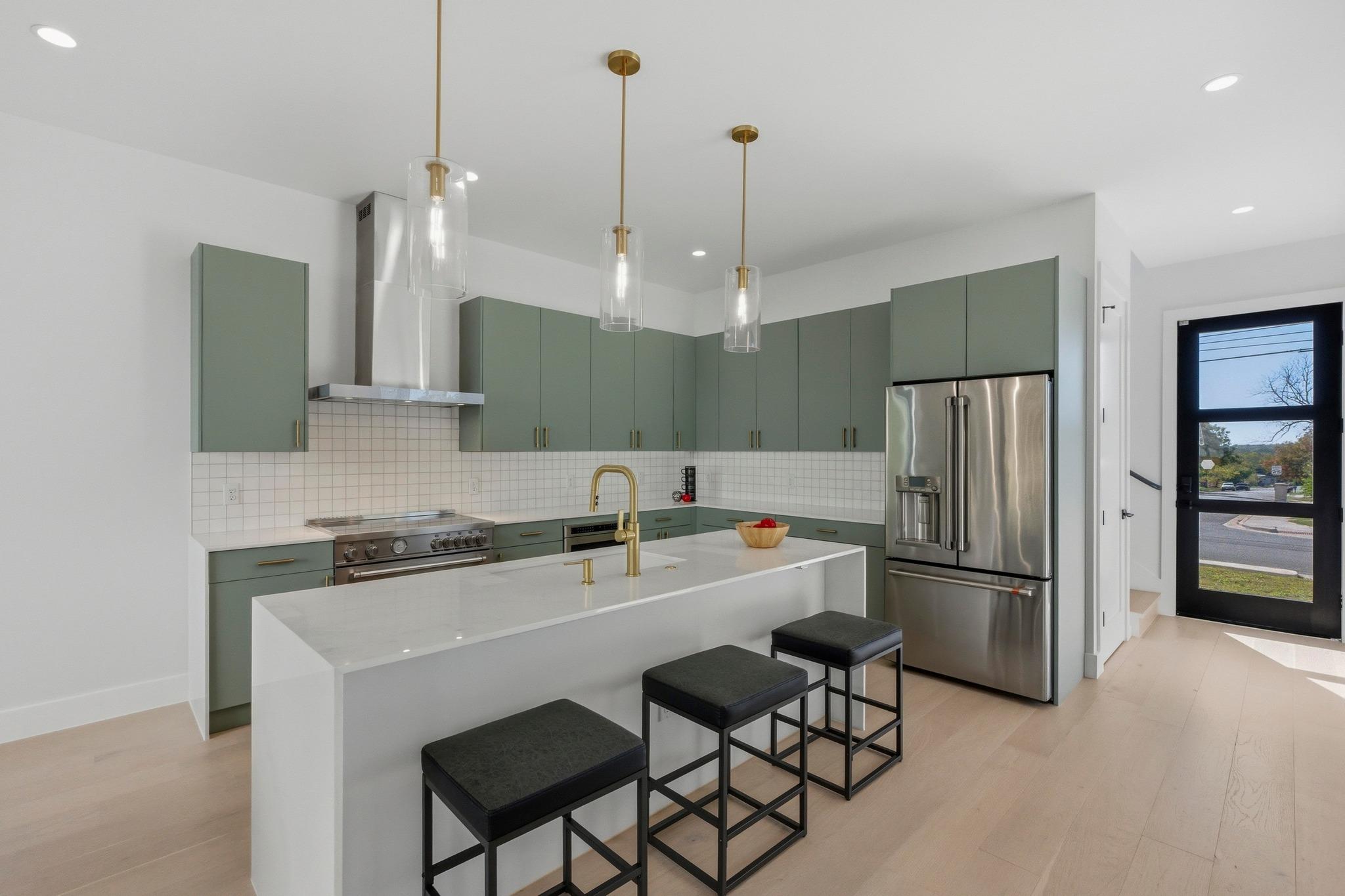 802 Philco Dr # 1, Austin, TX 78745