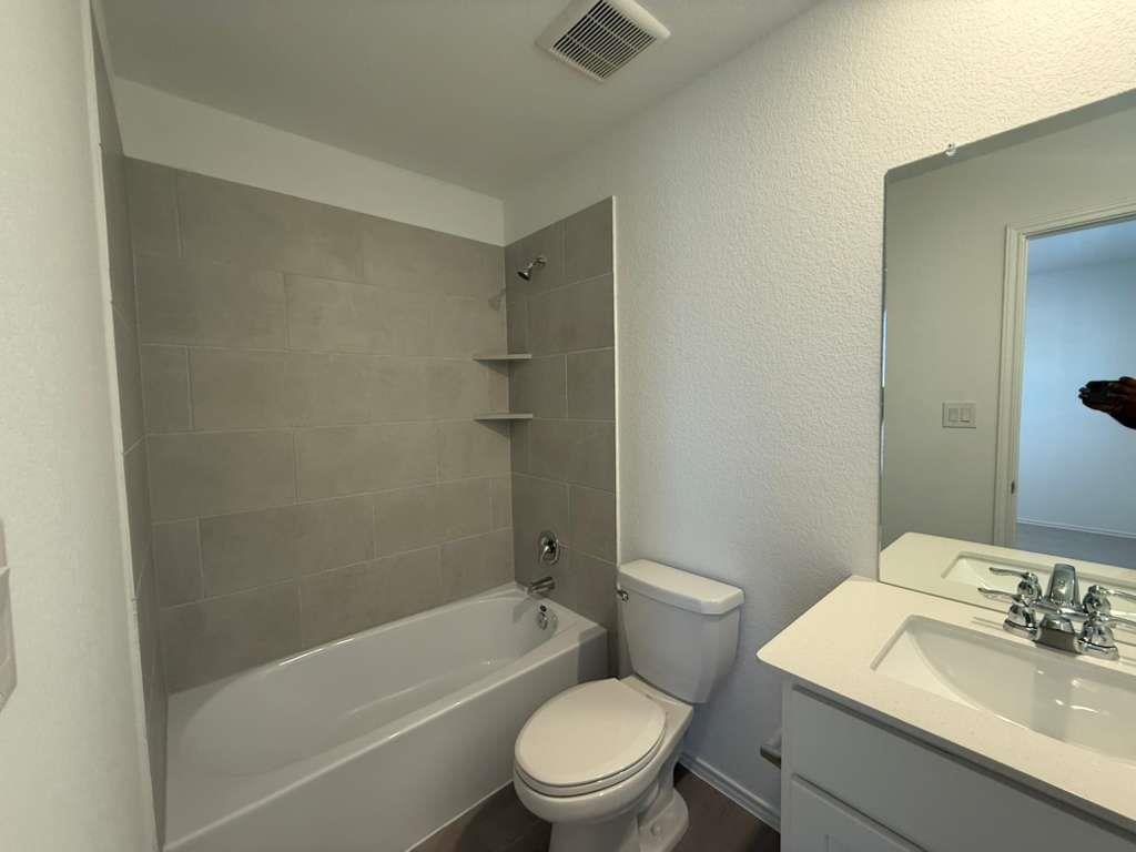 577 Sormonne Loop, Kyle, TX 78640