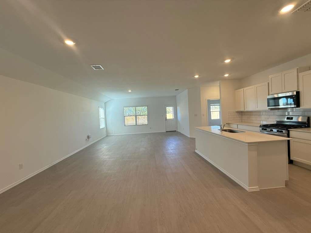 577 Sormonne Loop, Kyle, TX 78640