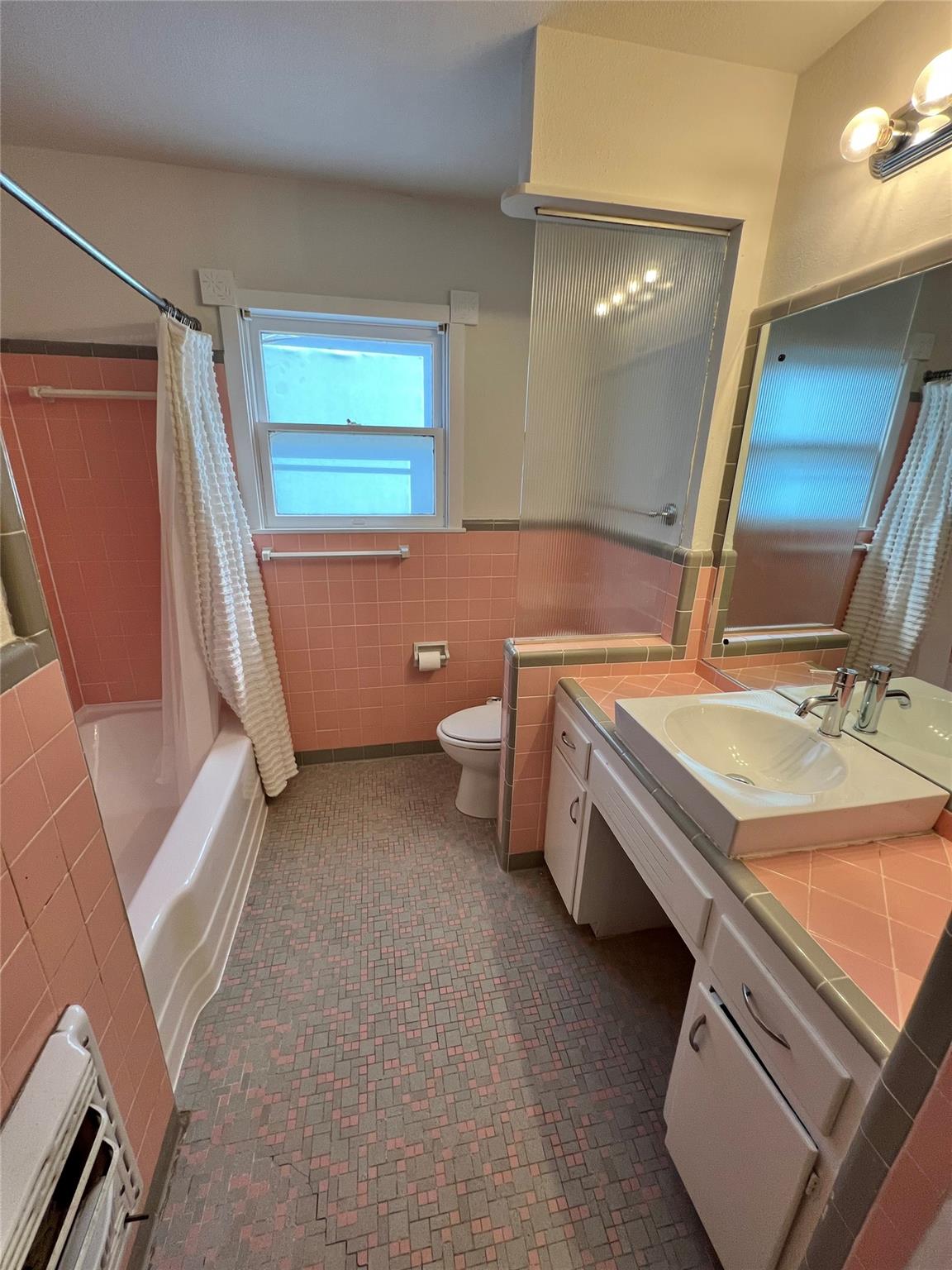 1908 Aggie Ln, Austin, TX 78757