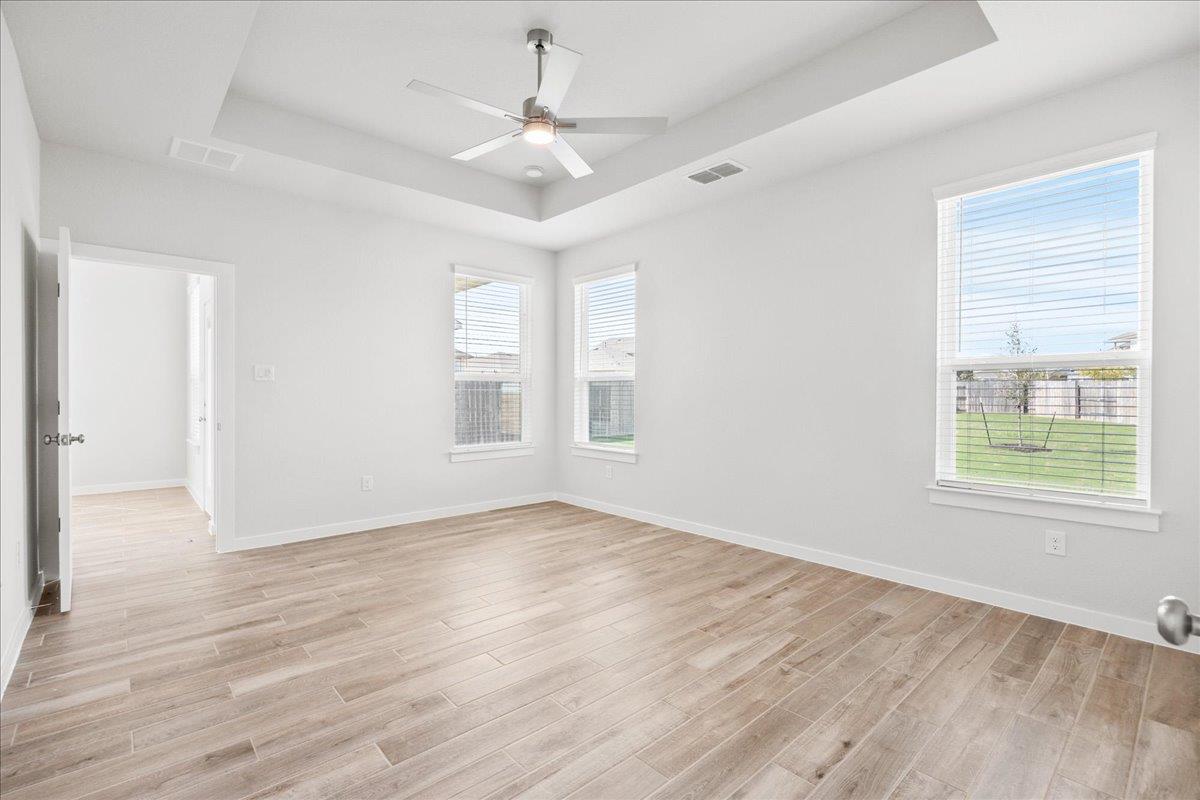 122 Paul Pena Dr, San Marcos, TX 78666