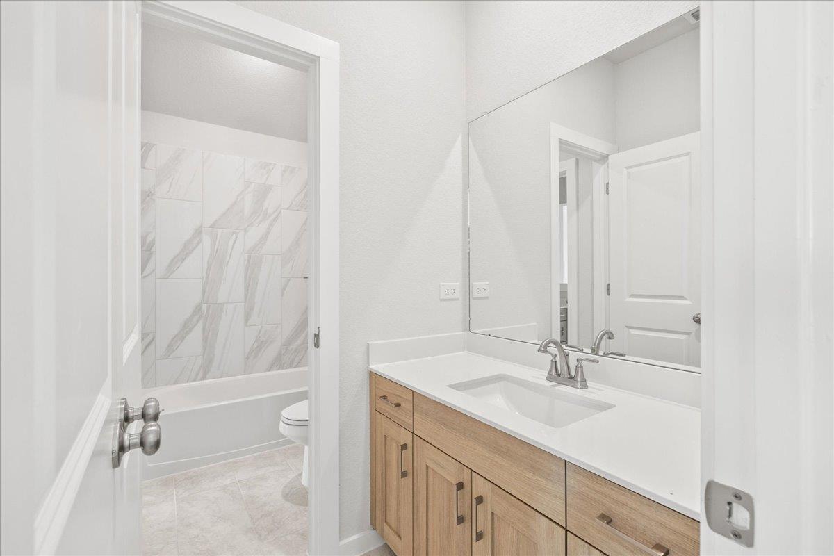 122 Paul Pena Dr, San Marcos, TX 78666