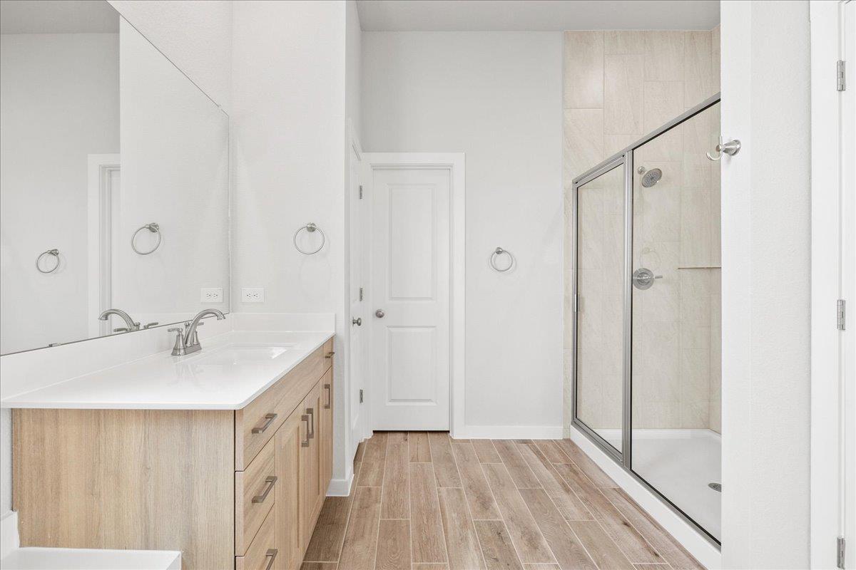 122 Paul Pena Dr, San Marcos, TX 78666