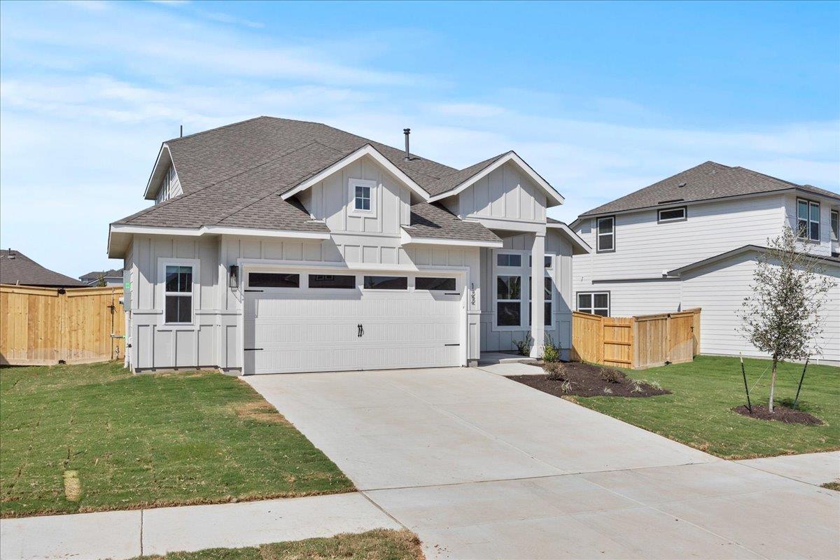 122 Paul Pena Dr, San Marcos, TX 78666