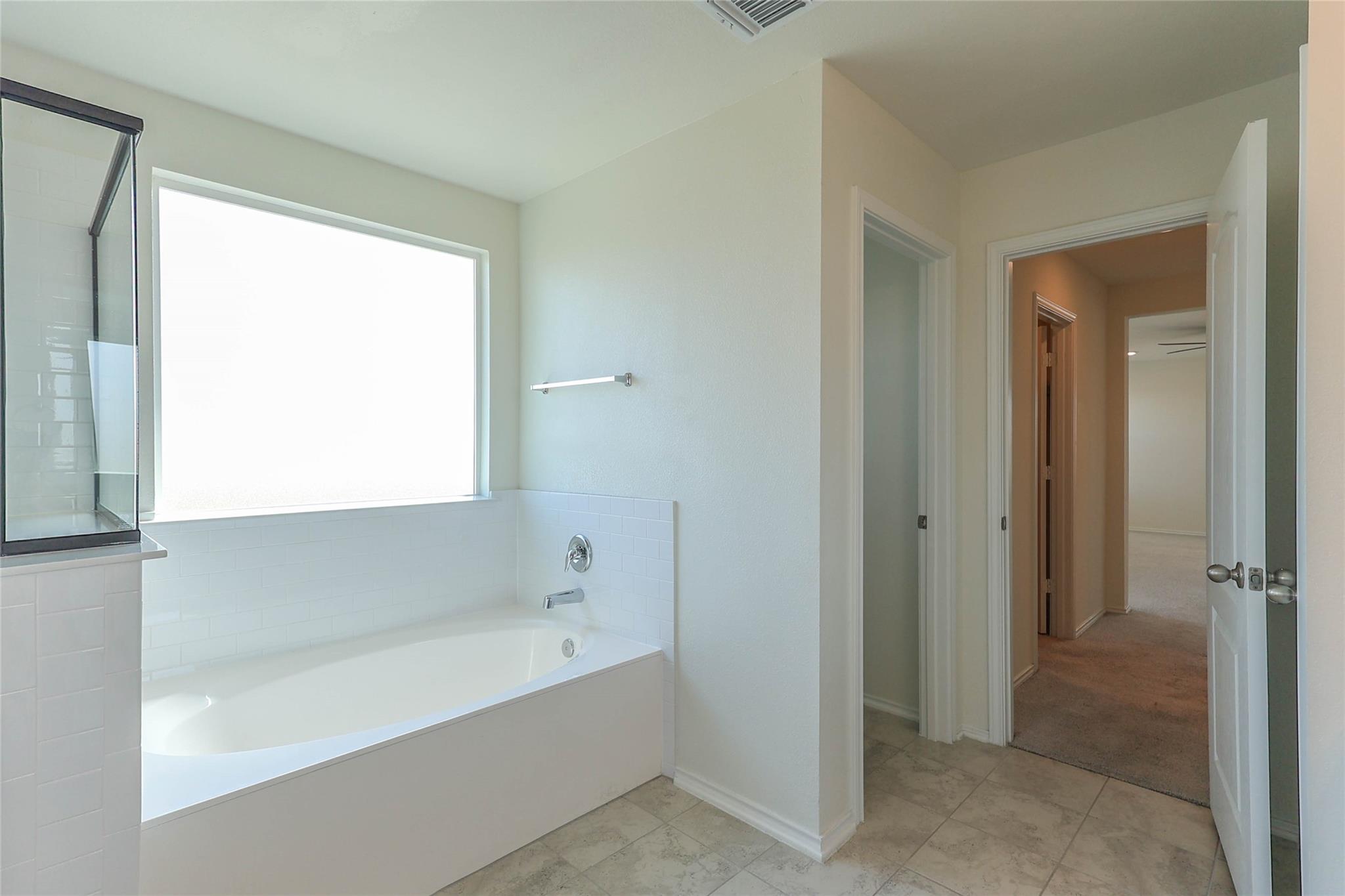 8203 Knoxville Trl, Austin, TX 78744