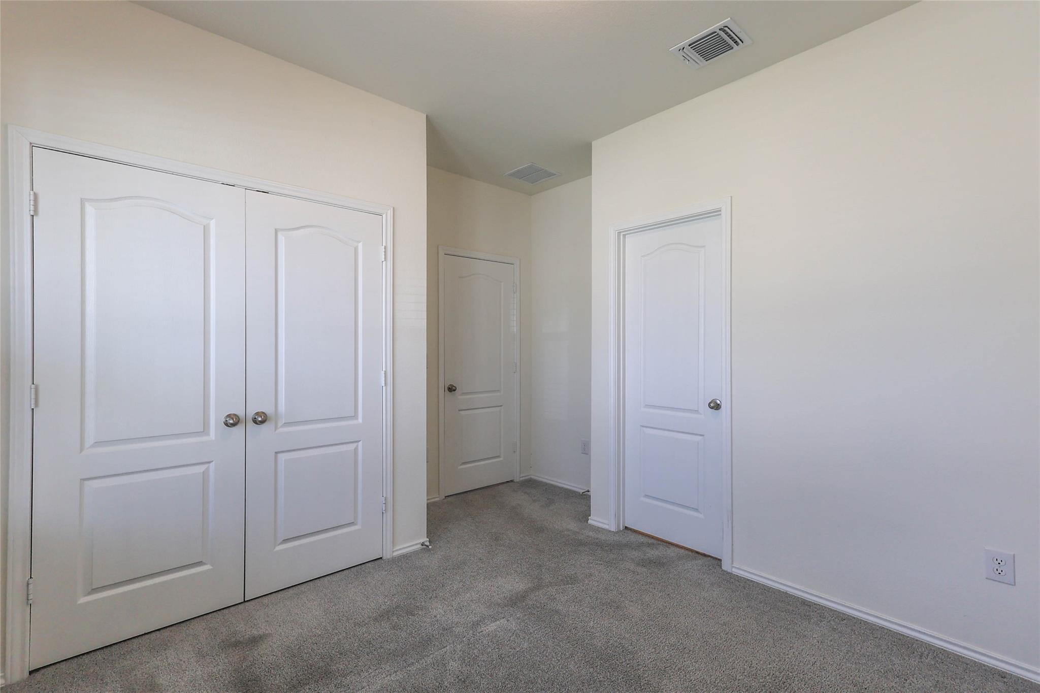 8203 Knoxville Trl, Austin, TX 78744