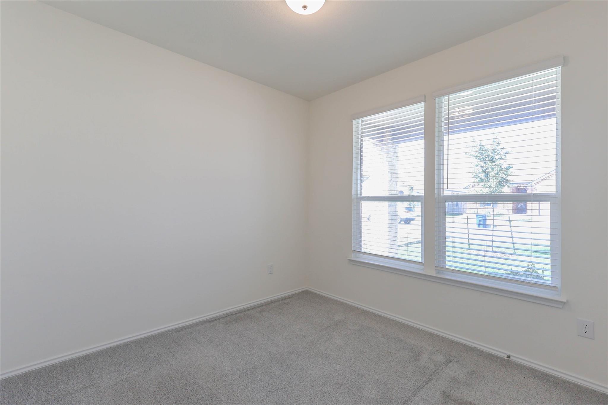 8203 Knoxville Trl, Austin, TX 78744